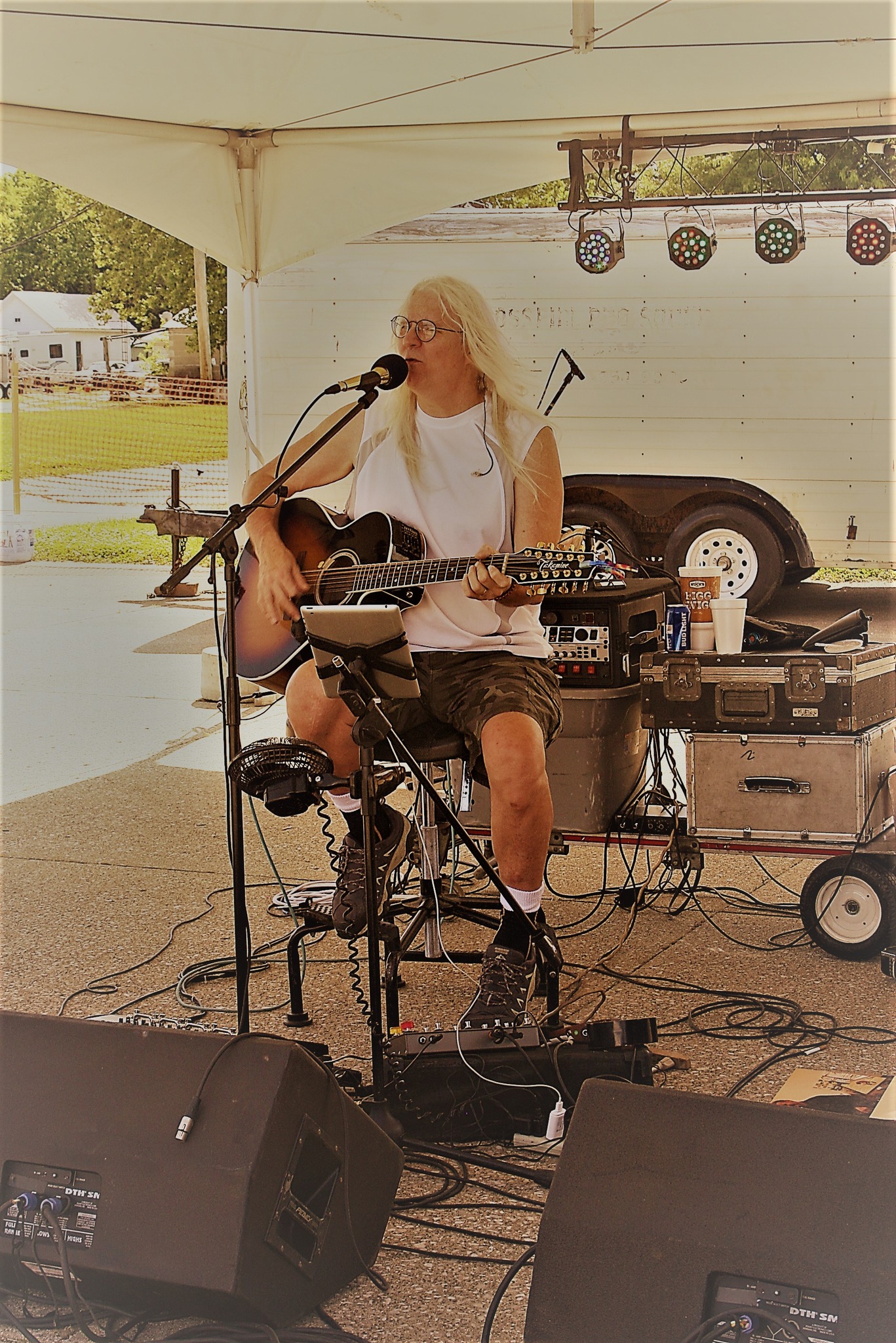 Daniel Phillips - Pondering the future of Big D Unplugged.... | Facebook