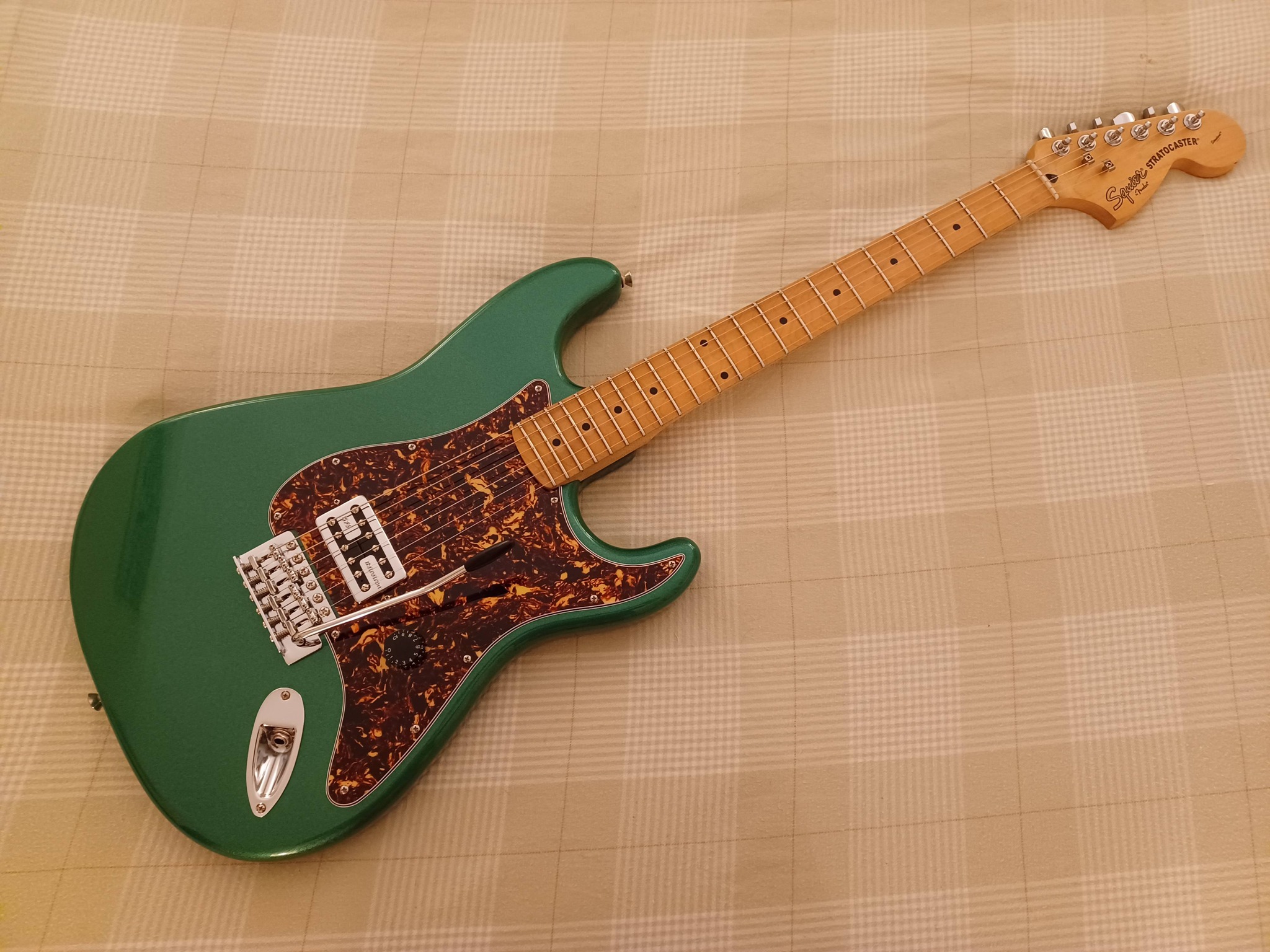 Squier stratocaster custom project guitar