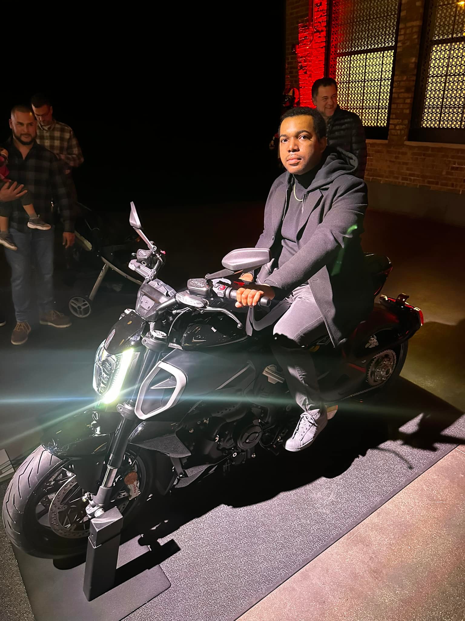 Ducati Diavel V4 test ride experience in Chicago