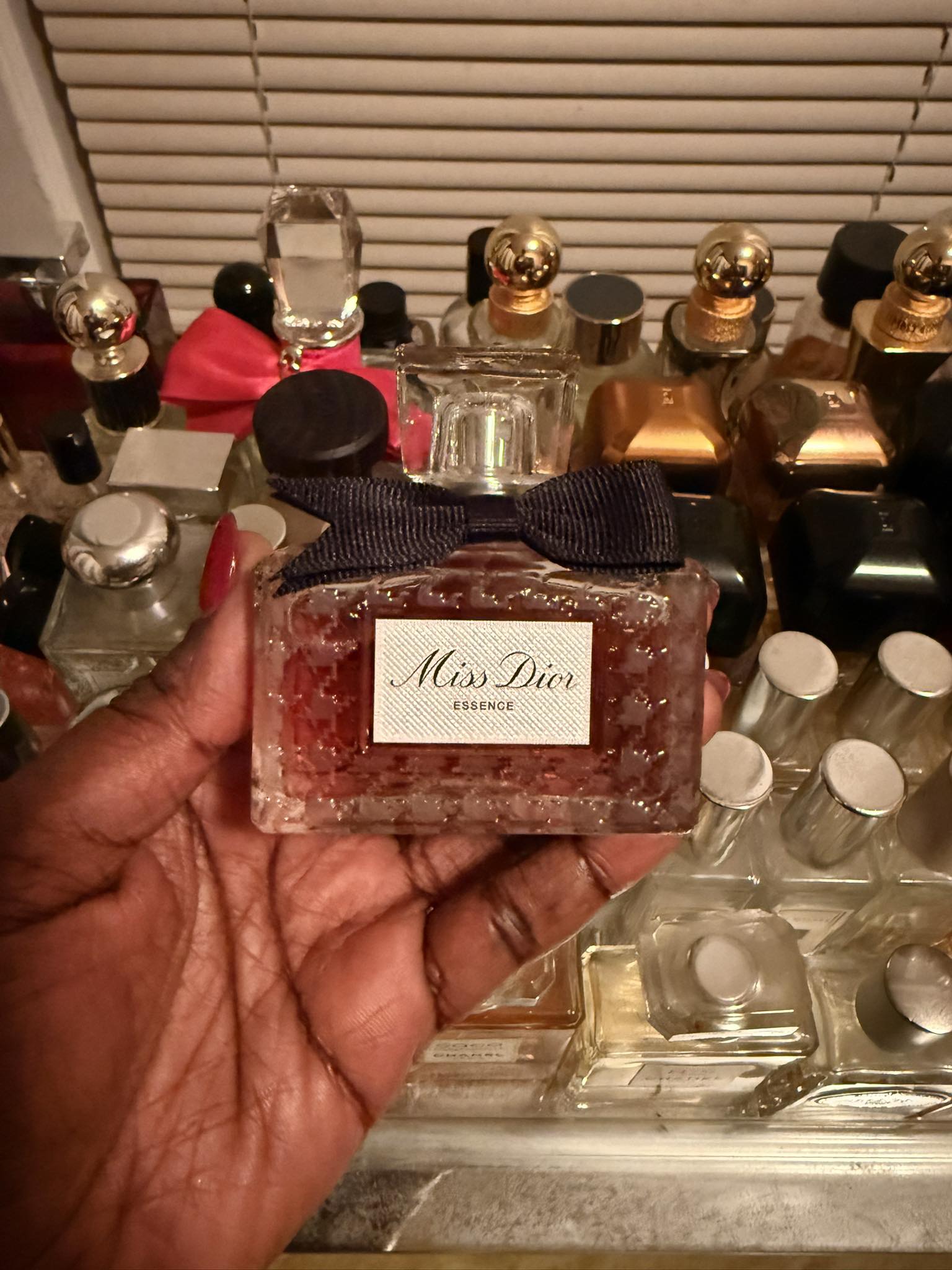 MISS DIOR, THE NEW ESSENCE Discover the new Miss Dior Essence