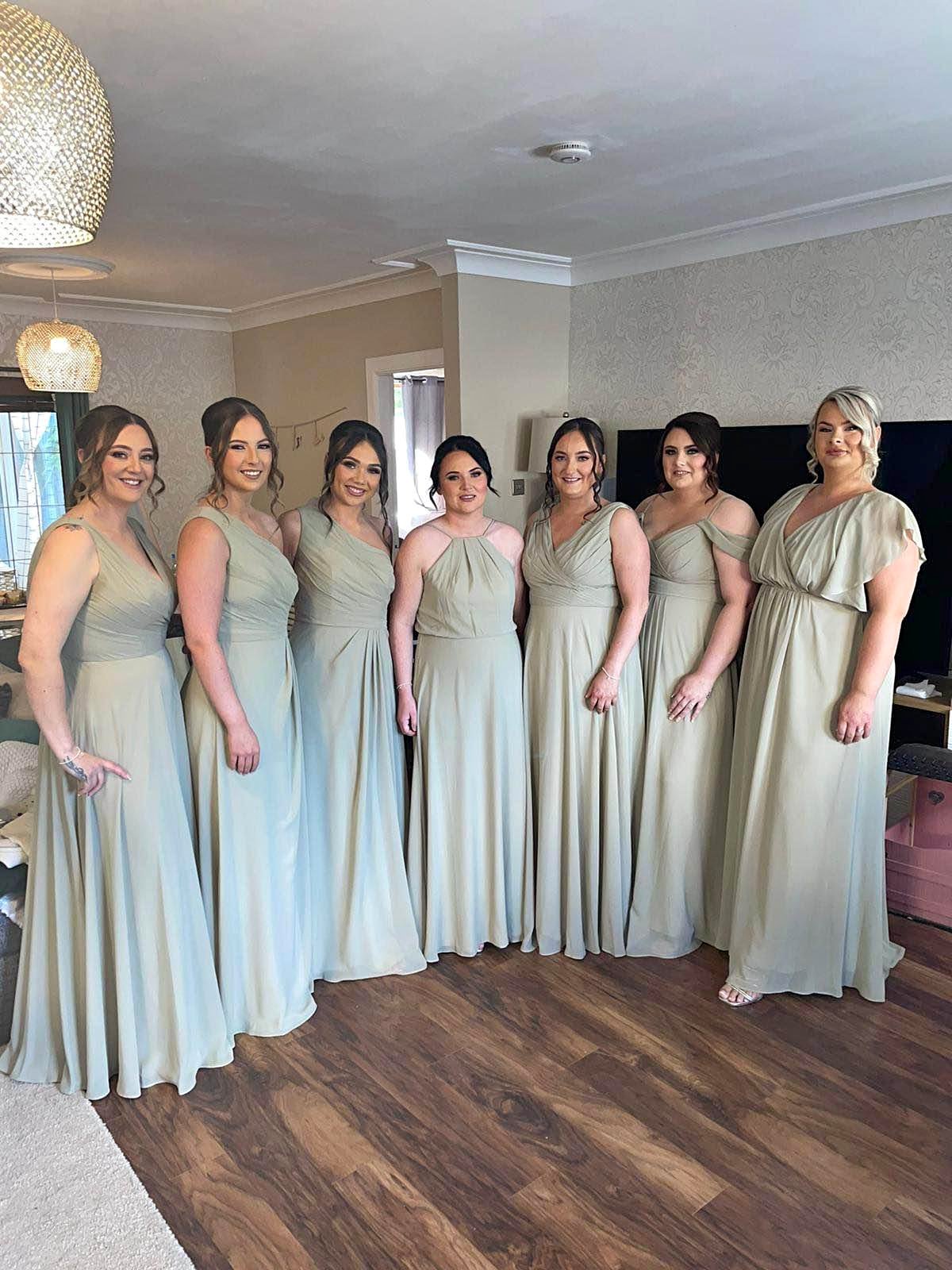 bridesmaid dresses glasgow for sale in Glasgow, United Kingdom Macys2 TheDress couple: 'we were Size:11 US Women (8 UK/AU)