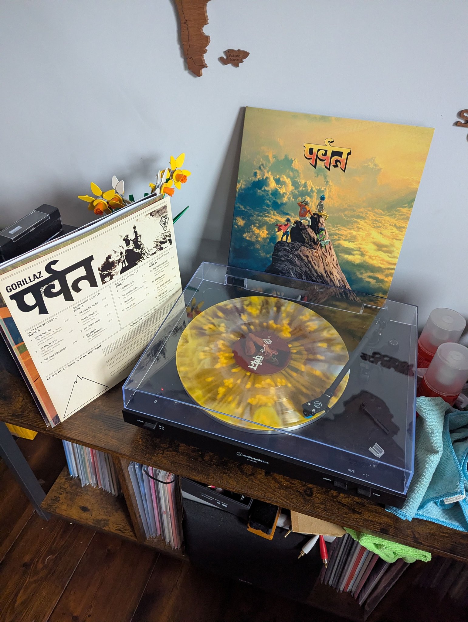 THE MOUNTAIN / GORILLAZ Yellow vinyl edition EU Original Pressing 2026