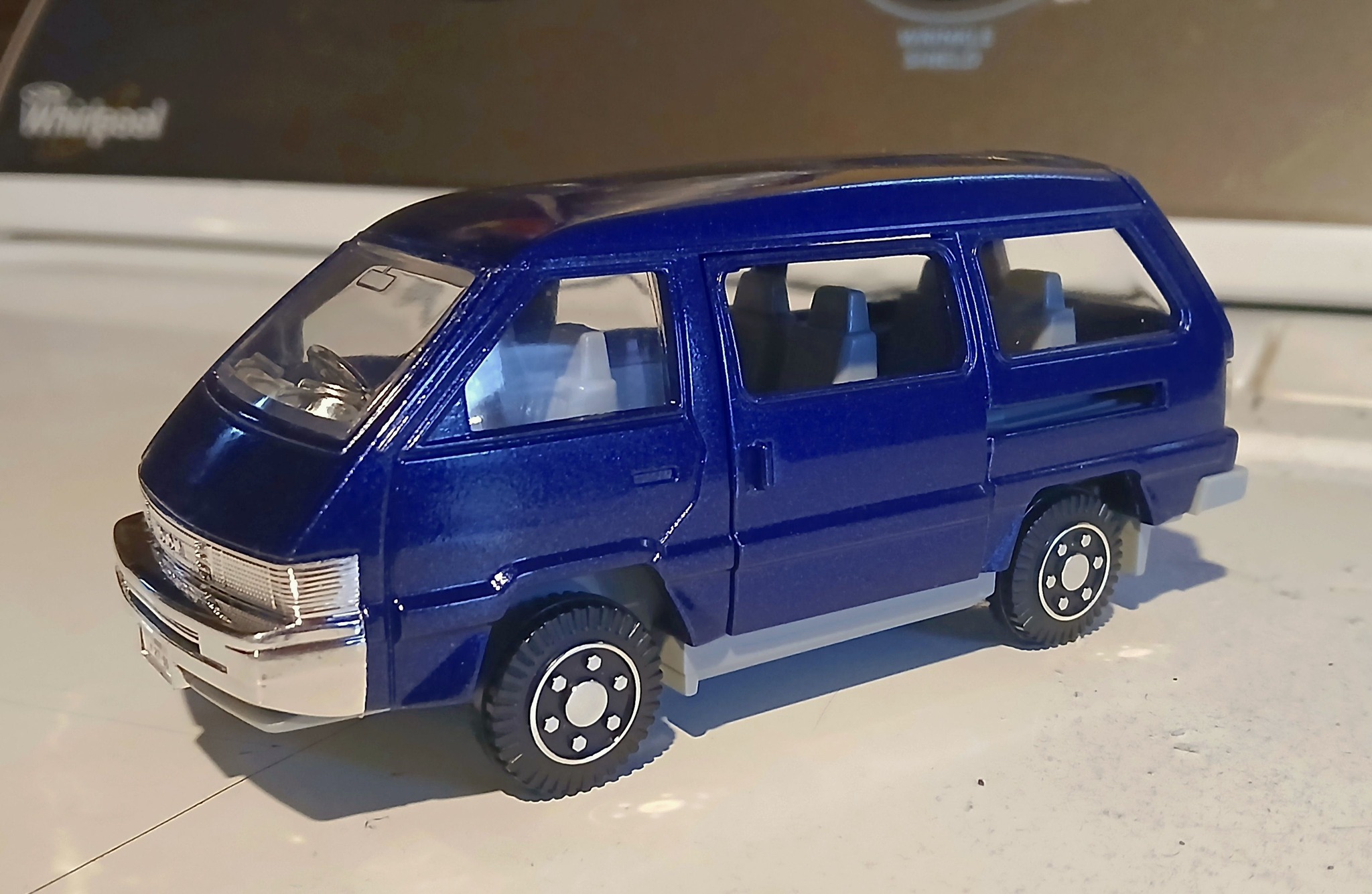 DCCLstationwagons Toyota Sprinter Carib (1982) 1:24