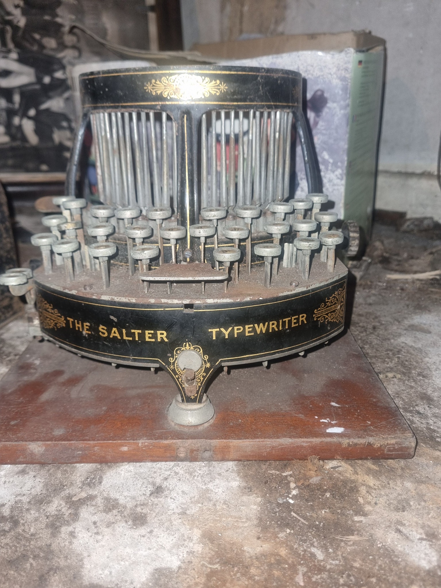 The Salter Typewriter 1892 Victorian design and gold motifs