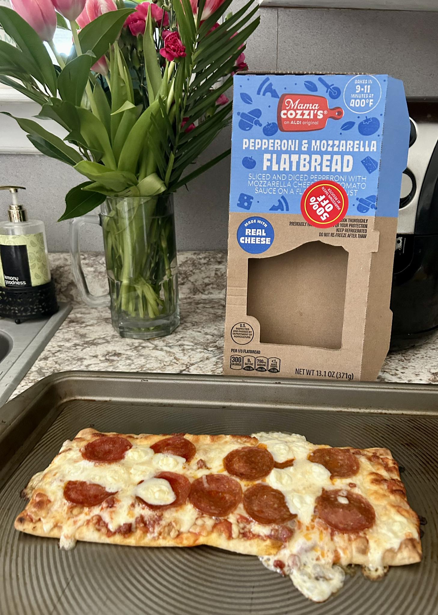 Aldi's Mama Cozzi's pepperoni flatbread review