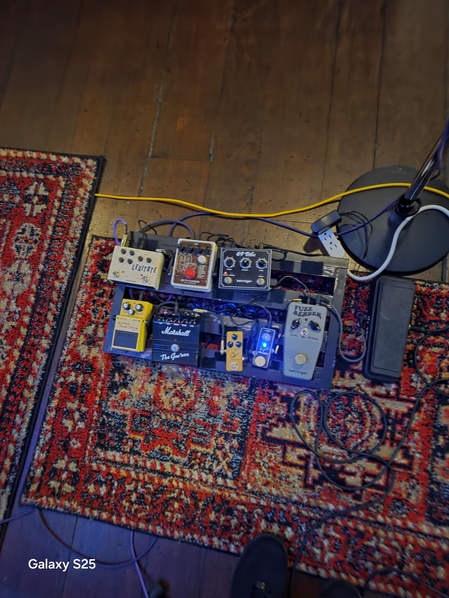 What is a Mosky Golden Shower pedal with GE diodes?