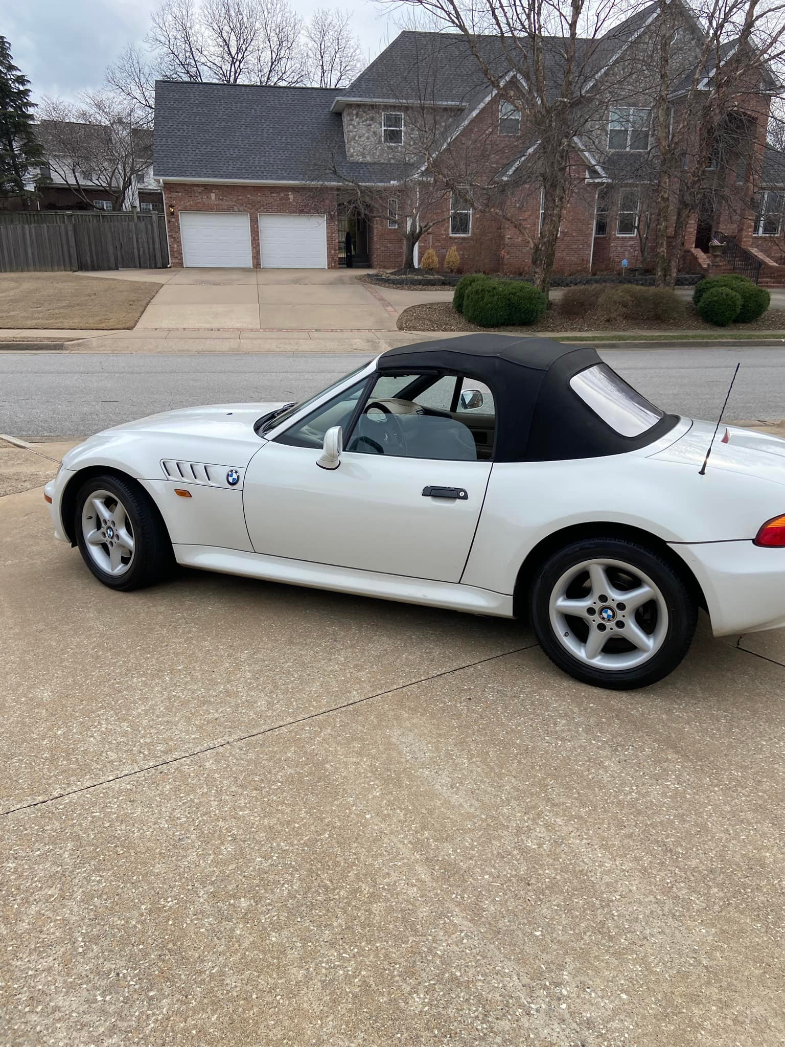 Need advice. Wanting to sell my 1998 z3 87k miles. Great shap