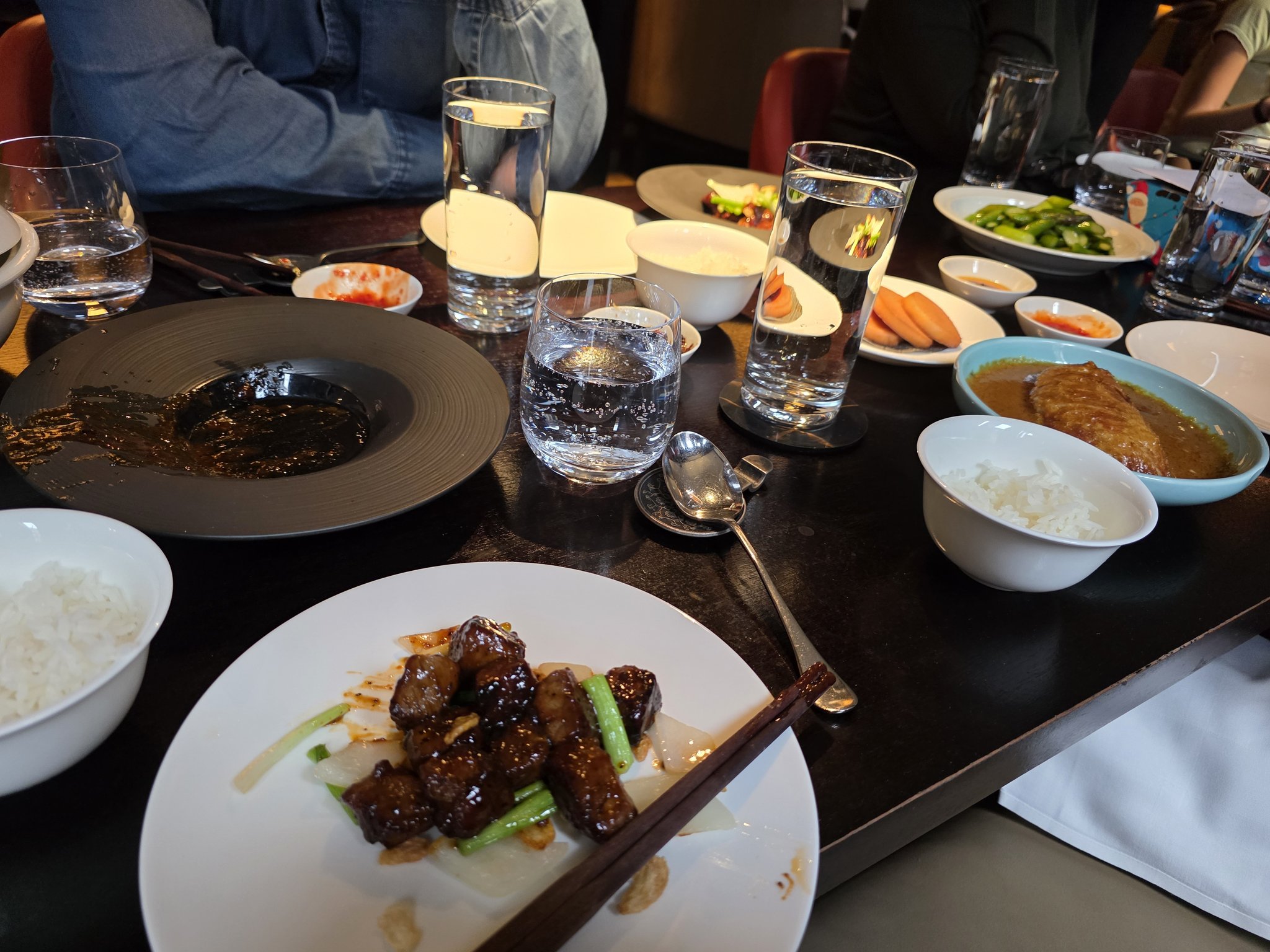 Chris Harrod - A casual lunch in Mayfair. | Facebook
