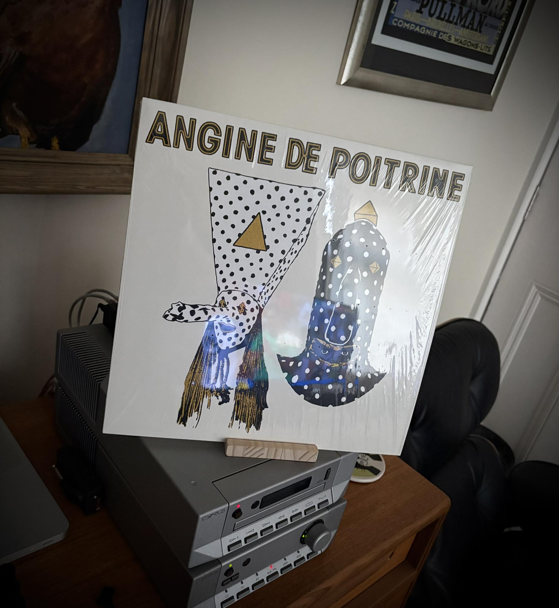 Exclusive Angine de Poitrine European vinyl pressing