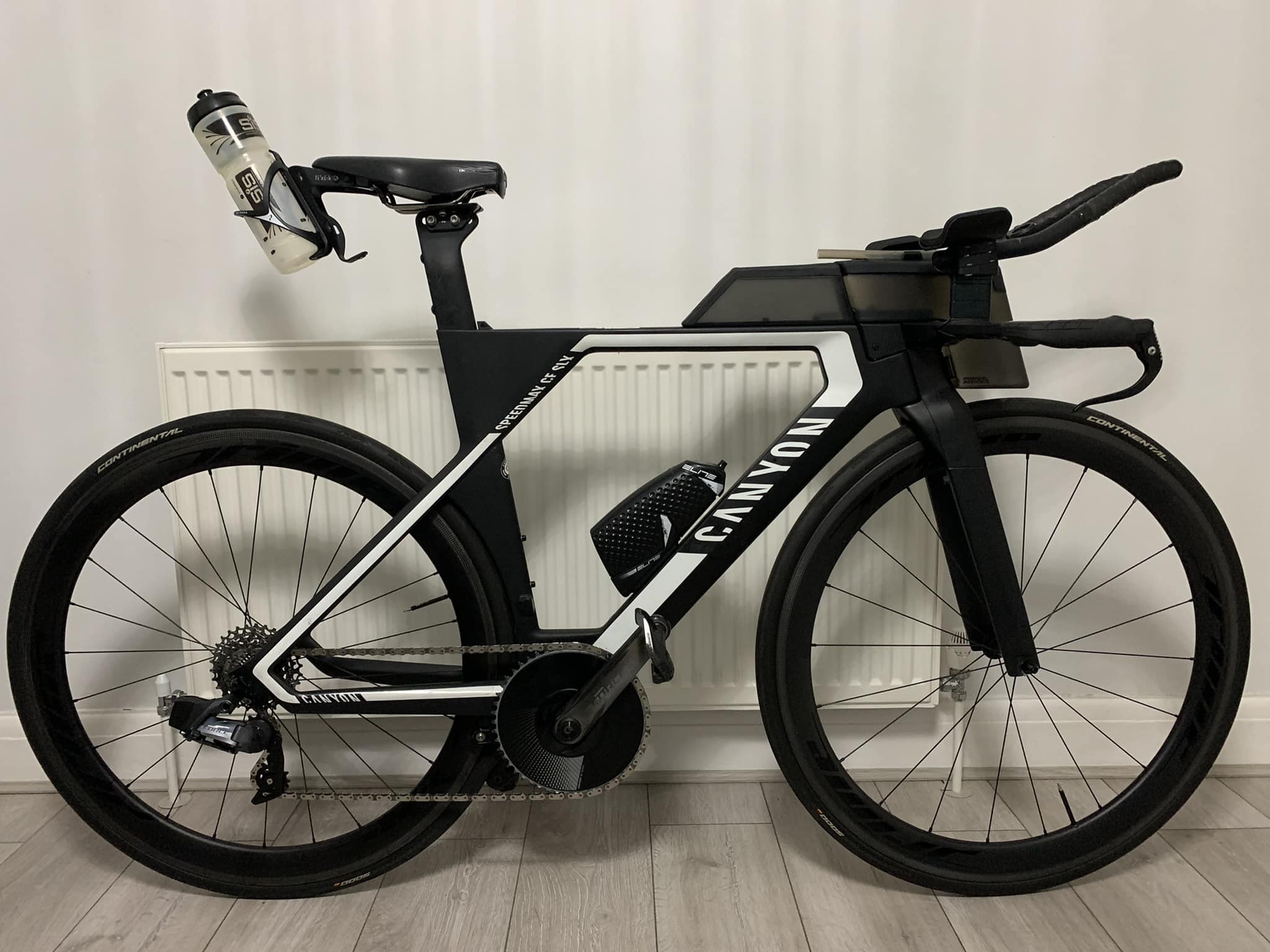 Introducing myself as Canyon CF SLX 9.0 owner. Model 2019. Great 