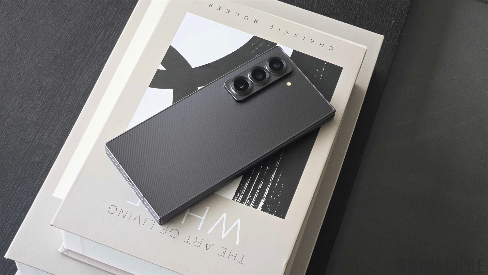 SamMobile - Galaxy Z Fold Special Edition gets its first software ...