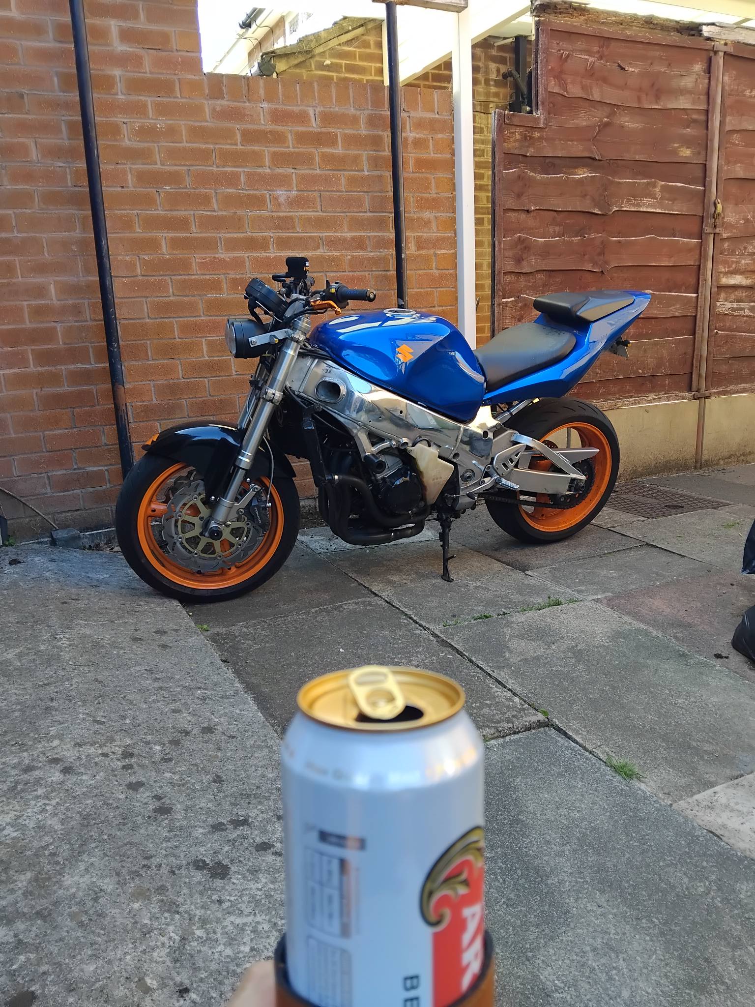 Modified 1996 GSXR750 with R1 tail and GSXR1000 headers