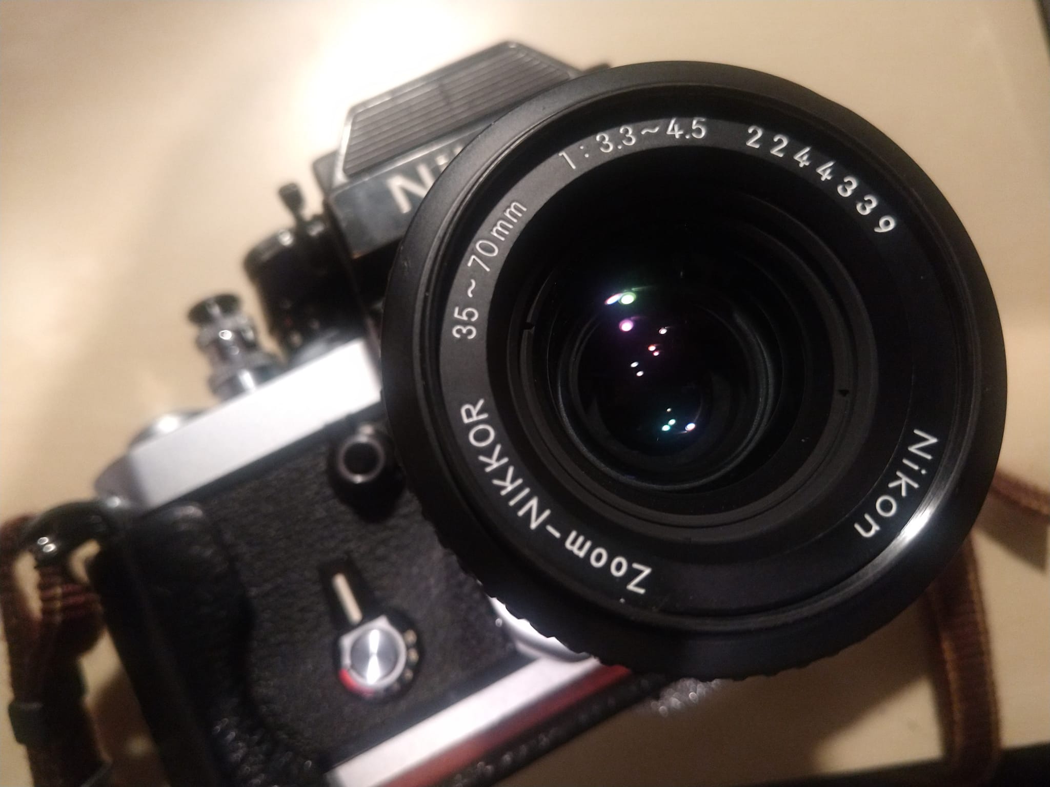 Nikkor AF-D 35-70mm f/2.8 standard zoom lens for Nikon F5