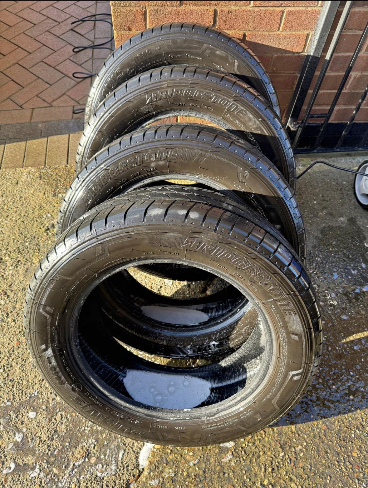 Pair of used 185/65R15 Dayton DT30 tyres. 4mm tread on both. Pick