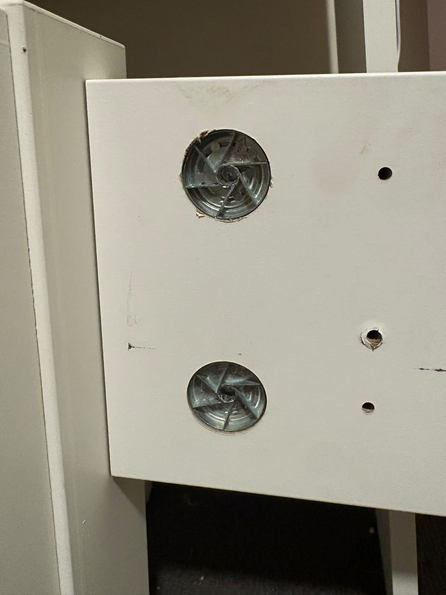 Does anyone have directions for dismantling an IKEA Fyresdal