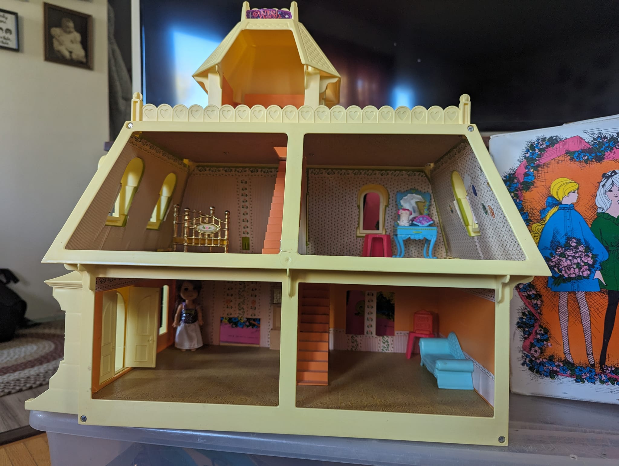 Thrift store finds of Lilliput Lane miniature cottages