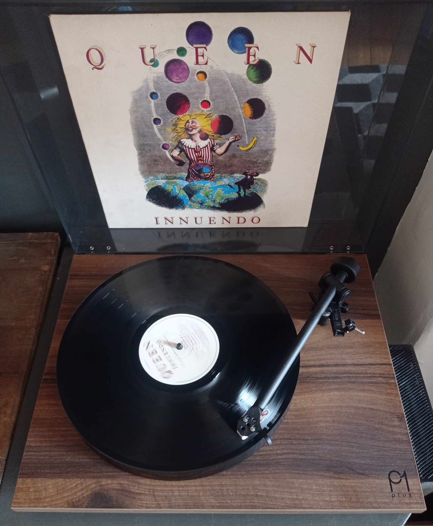 Innuendo by Queen, Parlophone records, 1991