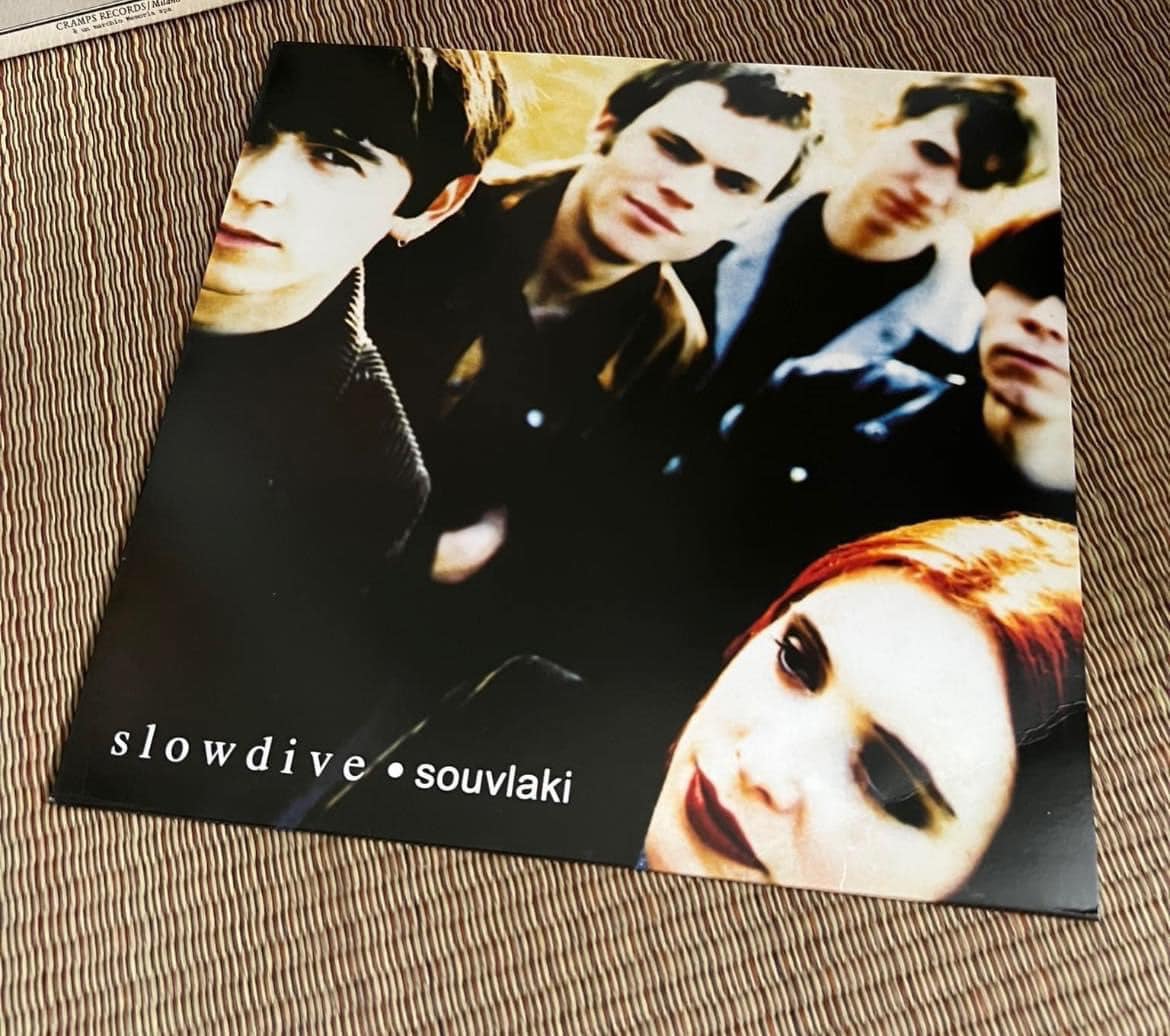 Slowdive** 