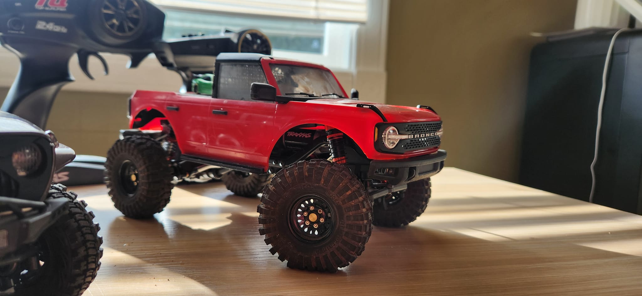 Traxxas TRX4M rebuild with Injora Jeep 4 door body