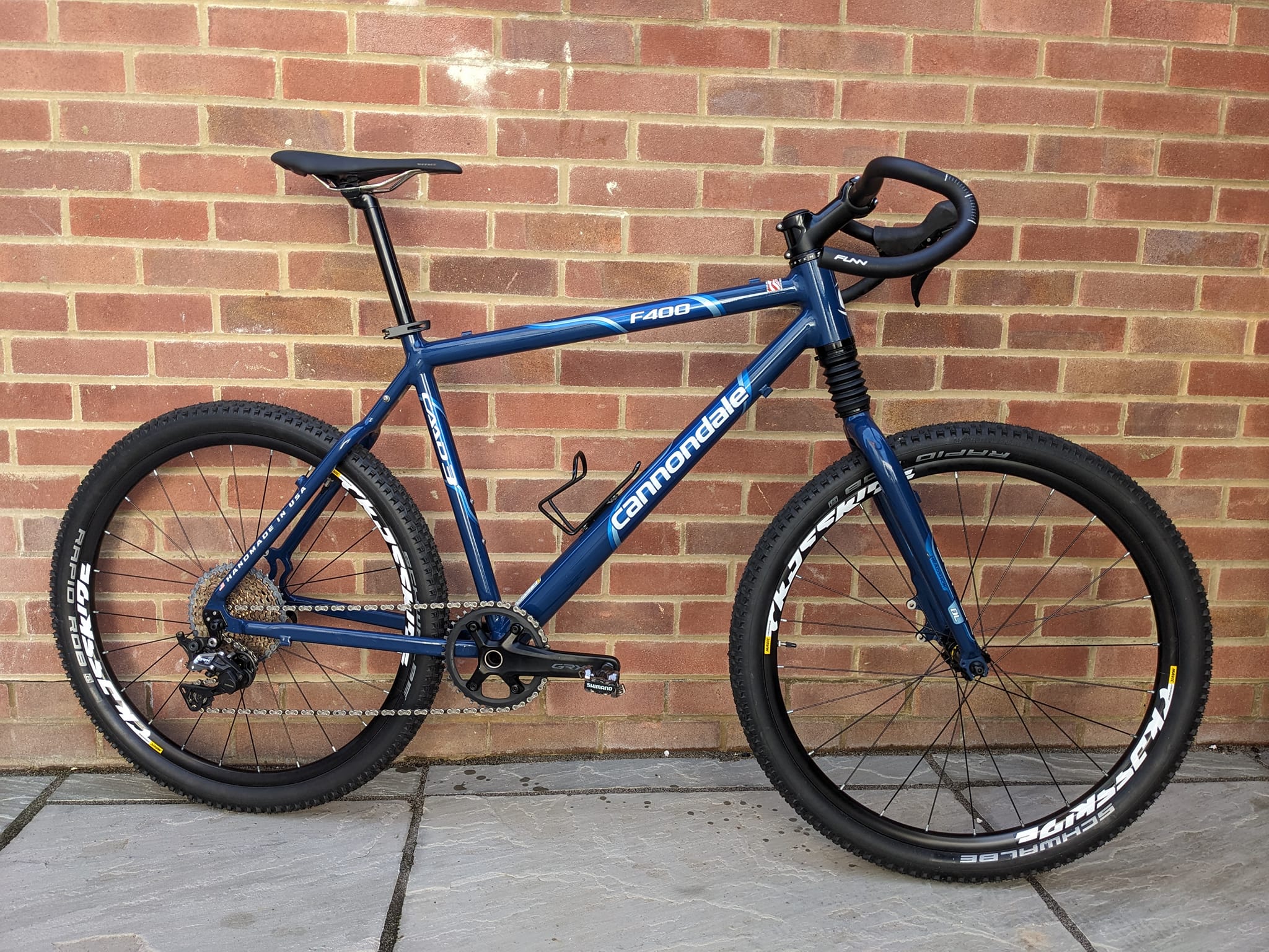 Customized Cannondale Chase1 mountain bike with modifications