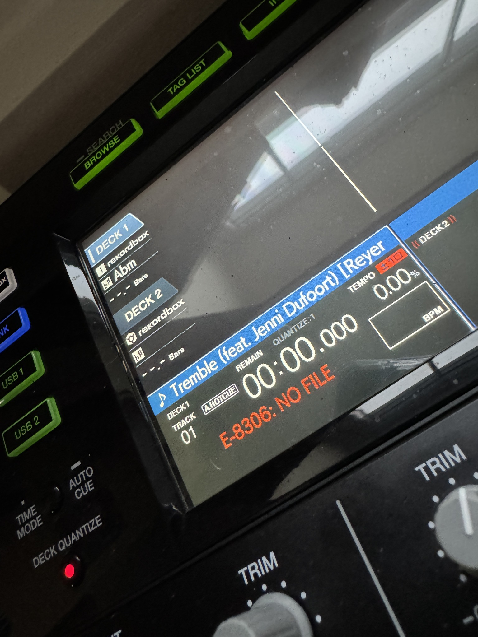 What can I do to fix E-8709 error on my XDJ-R1?