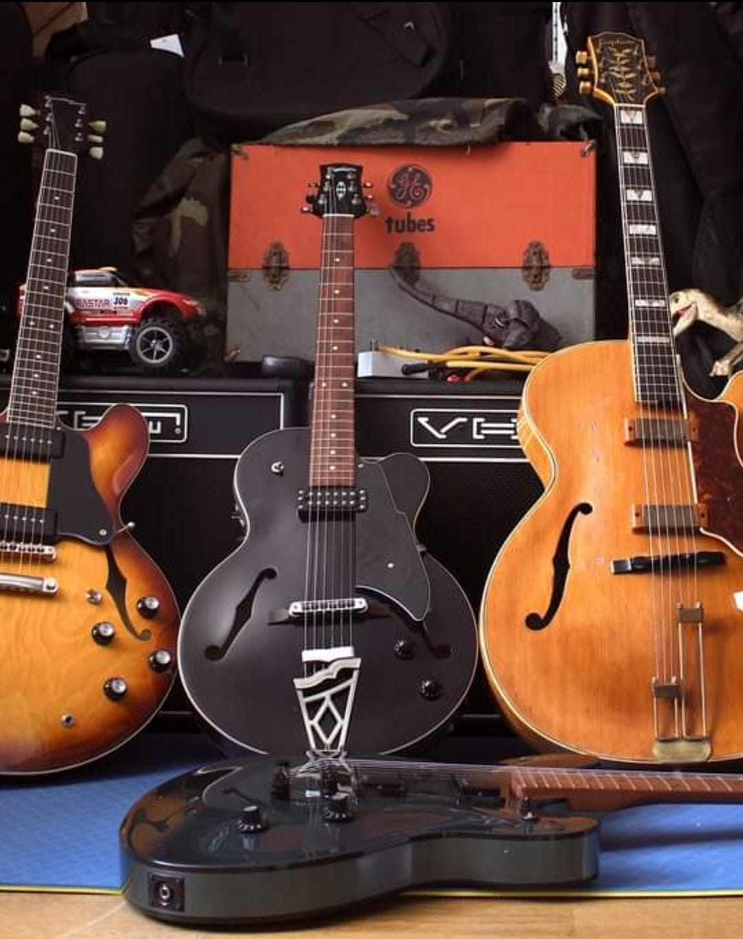 Archtop guitar building plans for smaller models