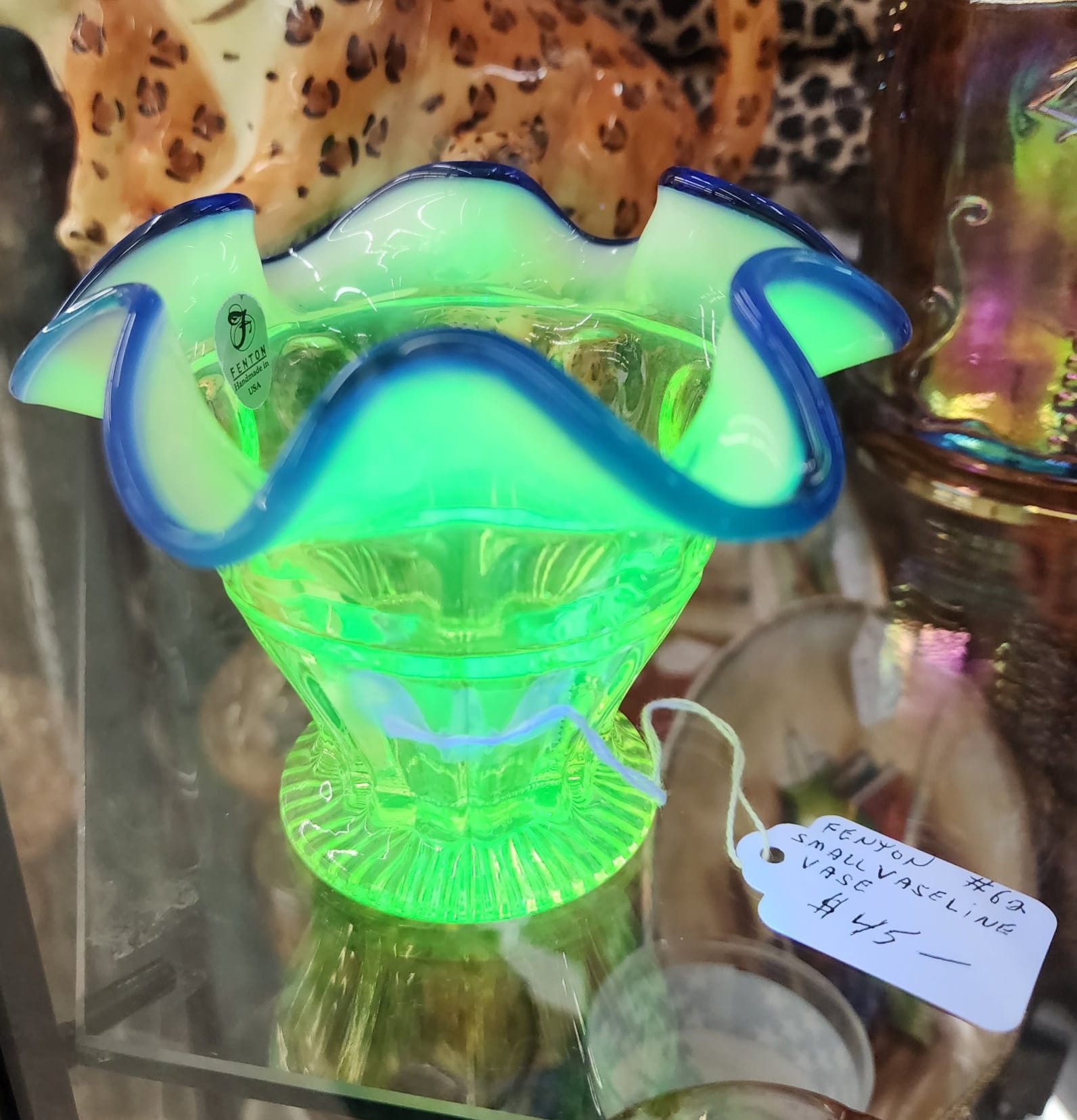 美術品・アンティーク・コレクション Fenton Vaseline Uranium Custard