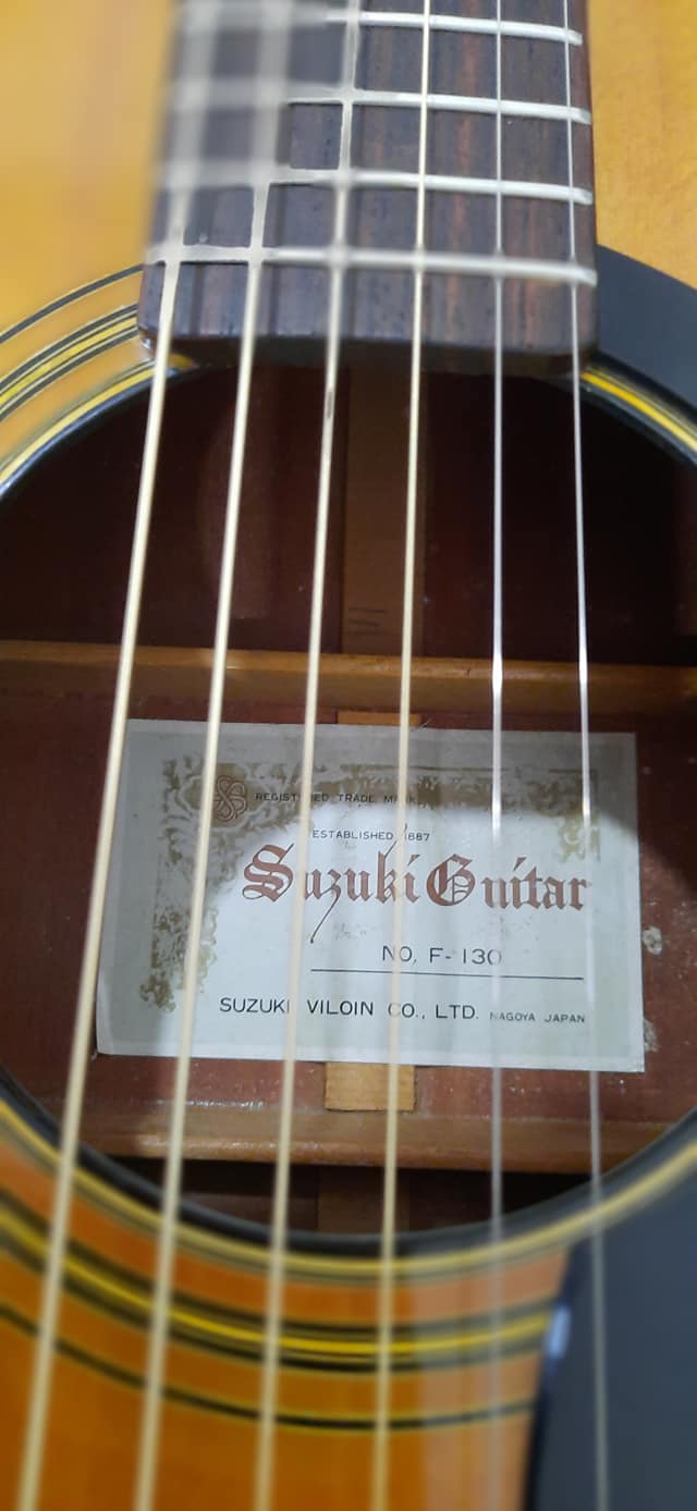 Suzuki F-130 acoustic guitar made in Japan
