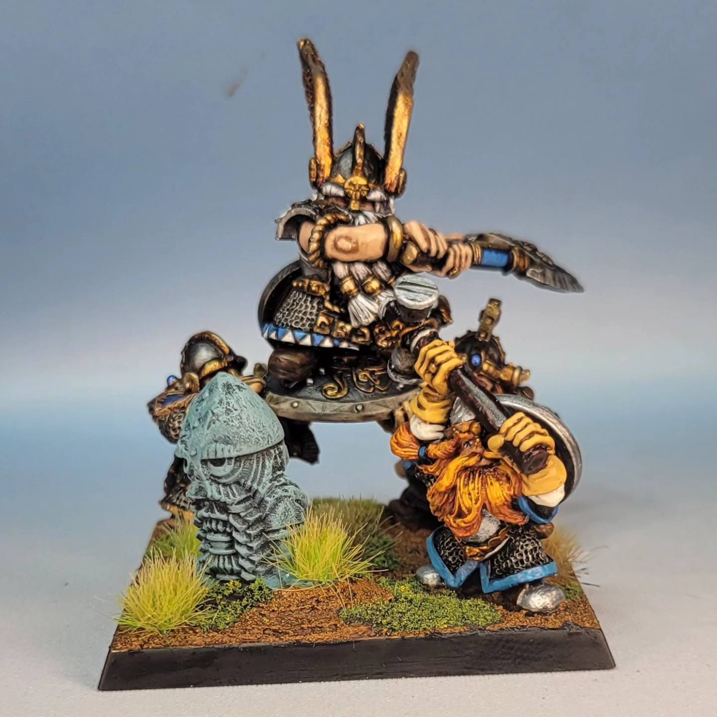 Dwarf Lord with Shield Bearers in Warhammer Old World