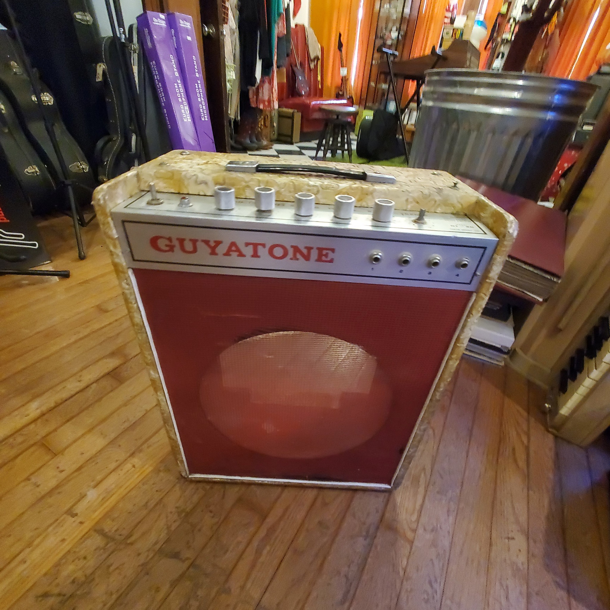 Fixed this very rare Guyatone GT-20. Anyone have info on these
