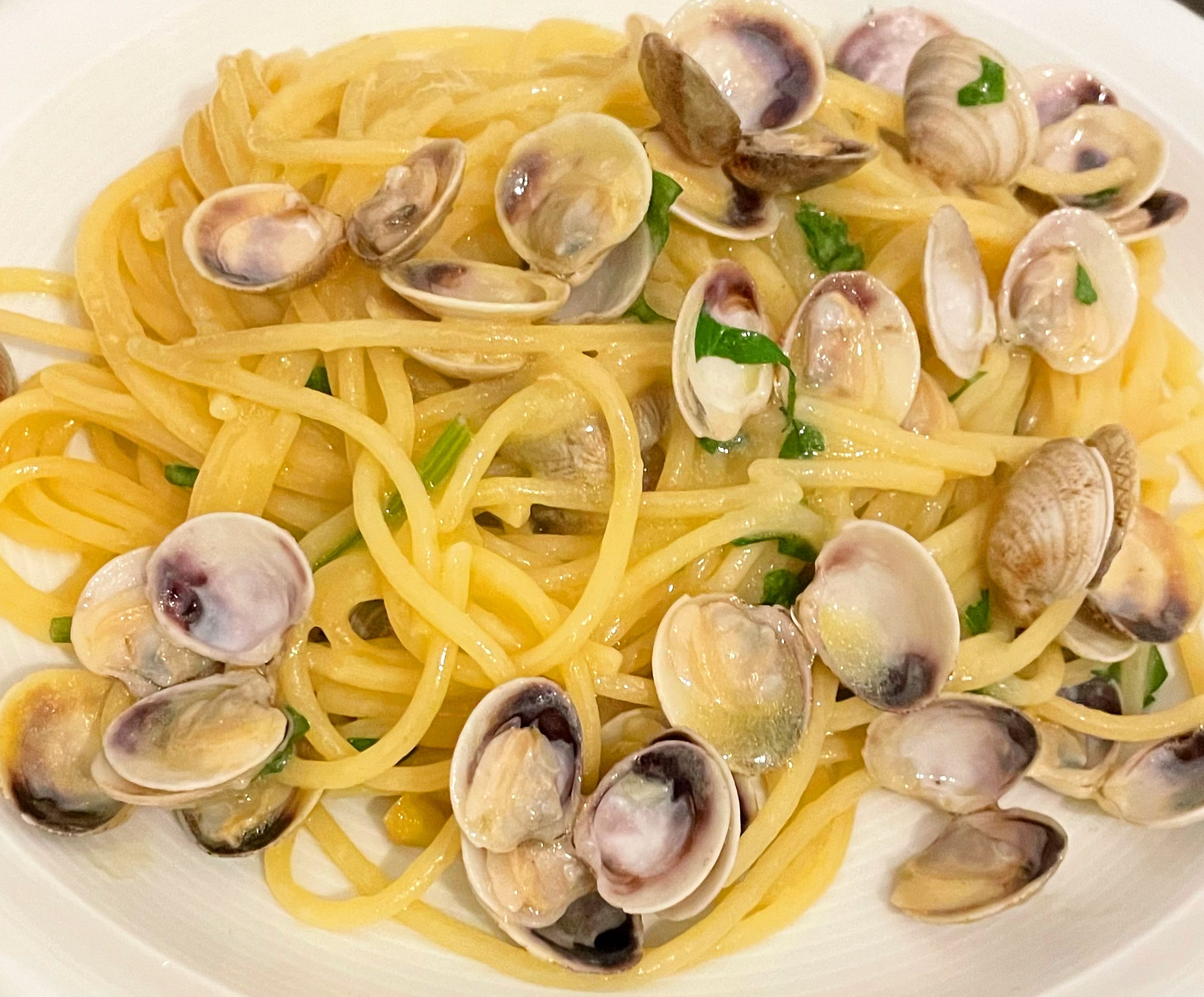 PASTA VONGOLE 🍝🐚 This is my all-time favourite pasta dish… and