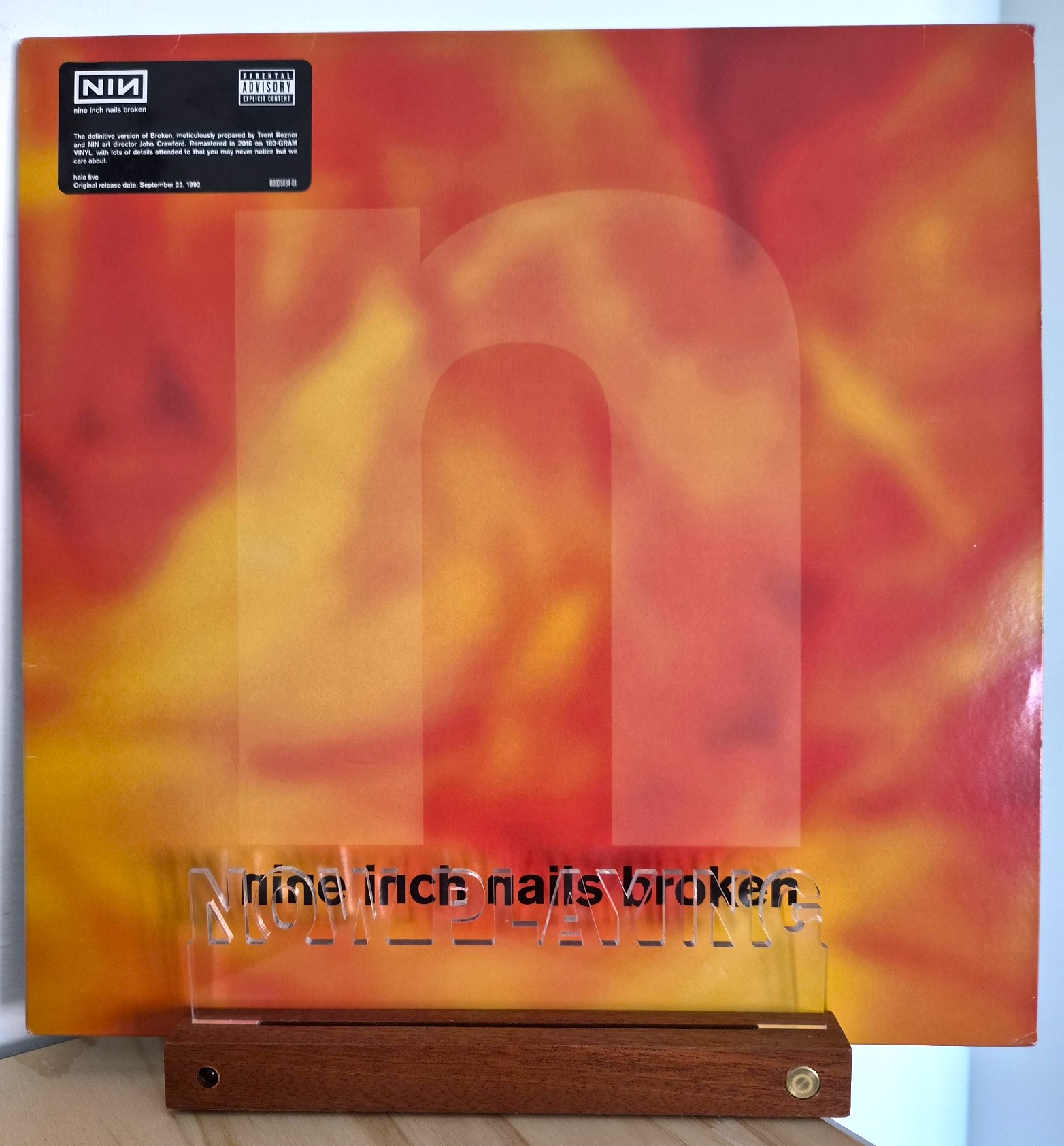 Does anyone have the Nine Inch Nails Broken EP mini CD or cassette?