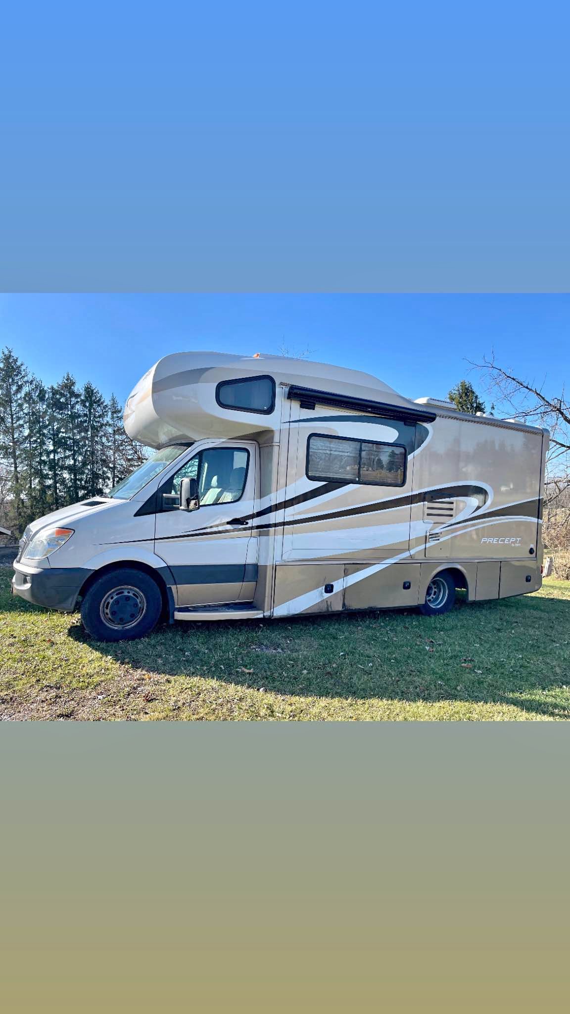 2010 Jayco Precept 24DSS (Class C) - RVs & Campers - Colerain, Ohio ...