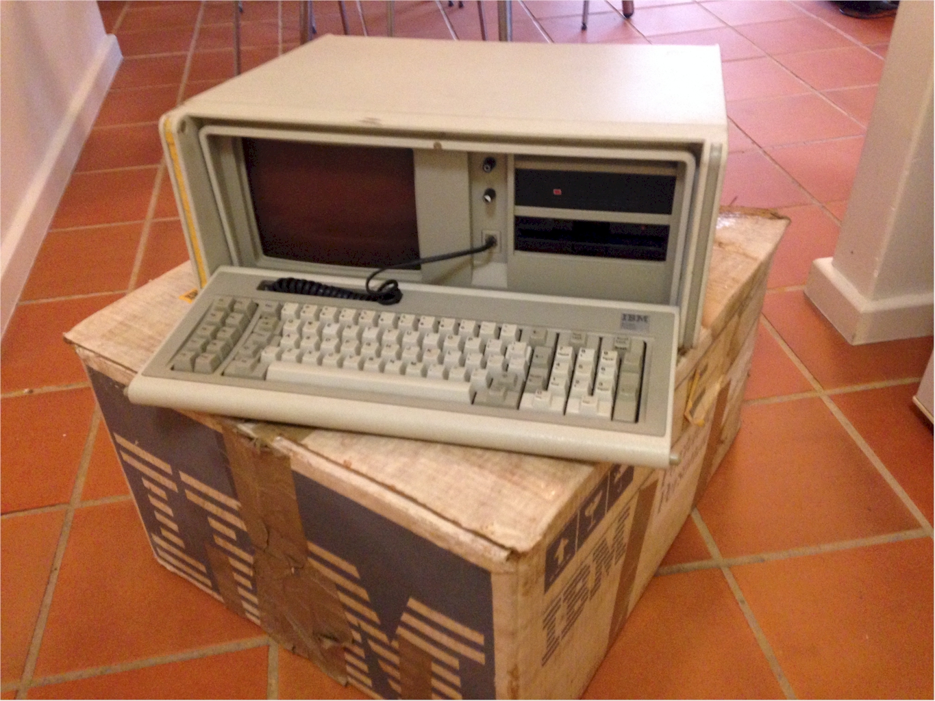 How to access extra memory on Commodore PC-40