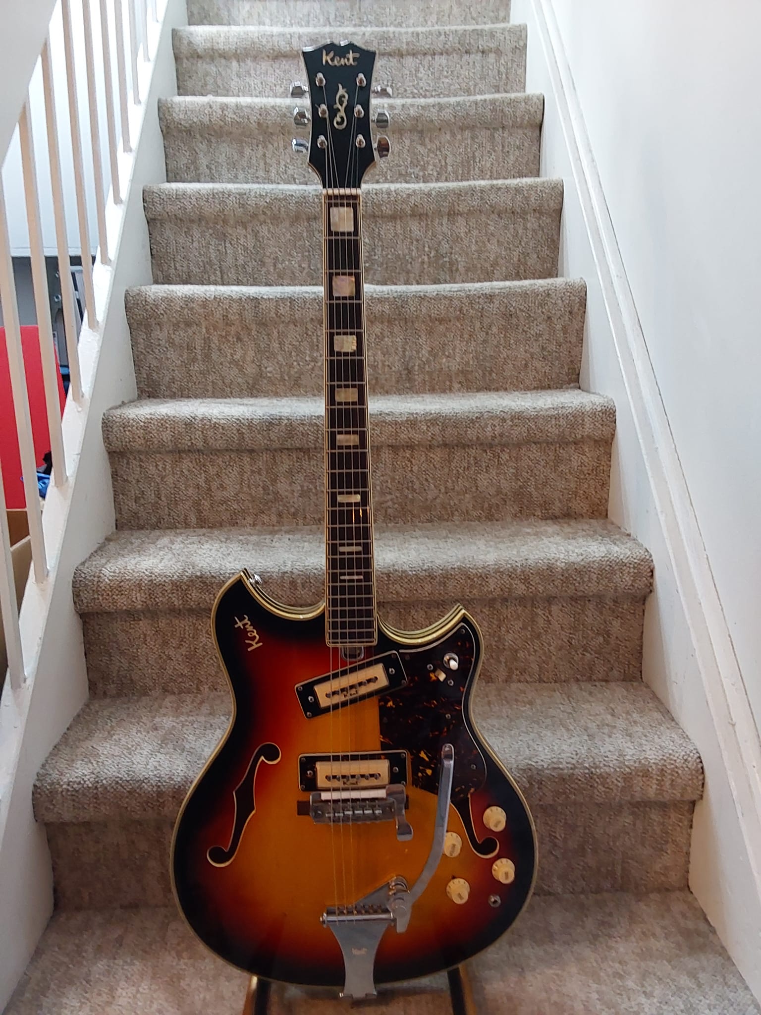 Can a 1967 Kent 820 12-string guitar be restored?