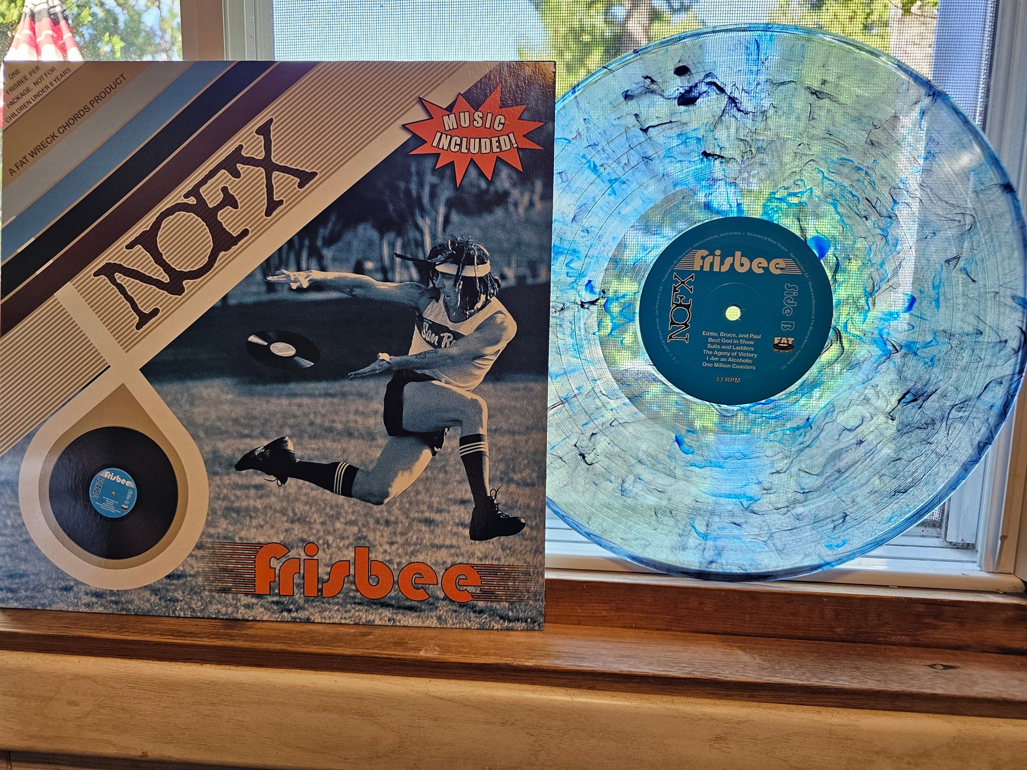 I had the honor to layout and design the packaging of the NOFX 