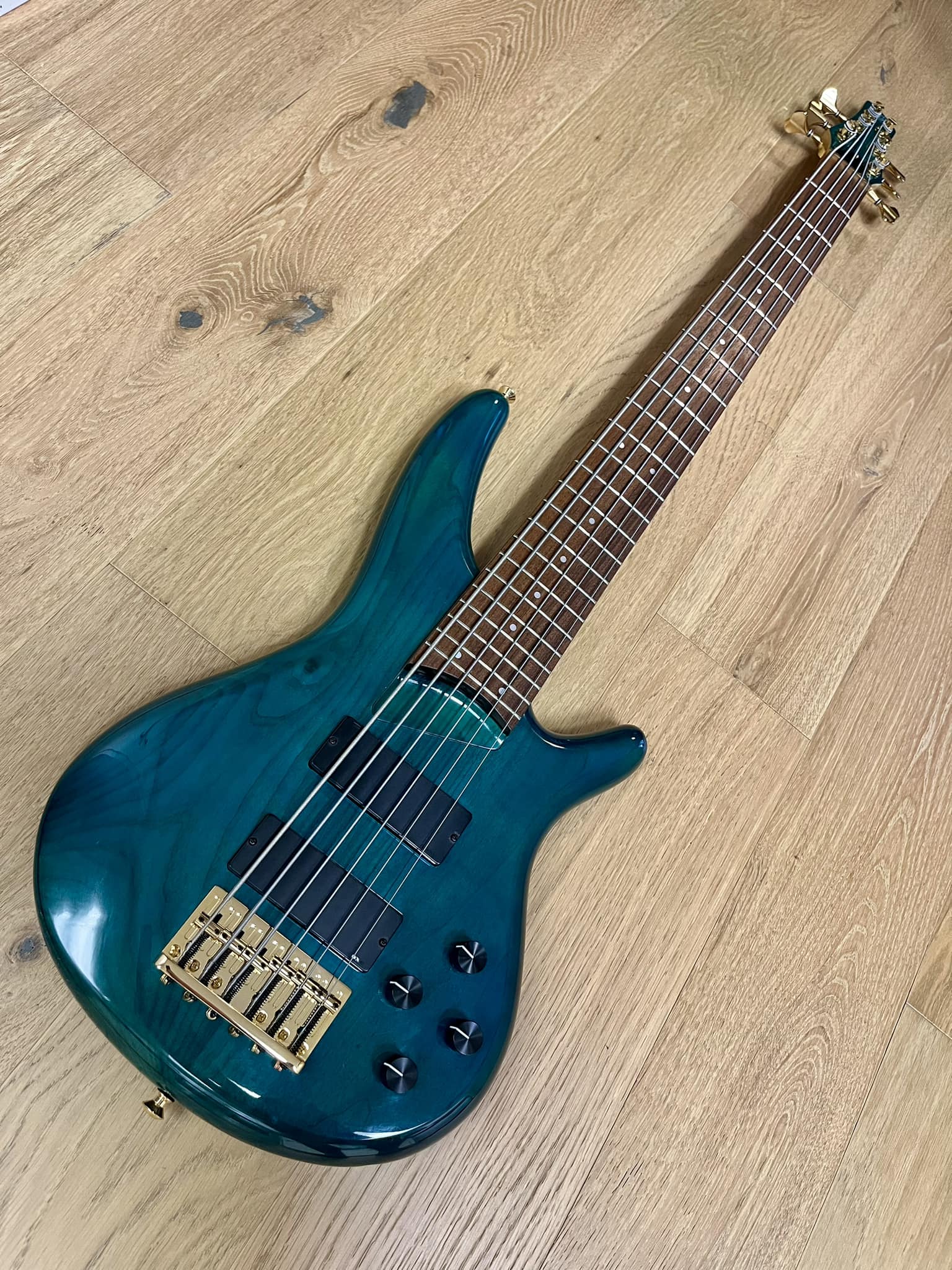 Restoration and potential sale of Ibanez SR506 Soundgear bass guitar