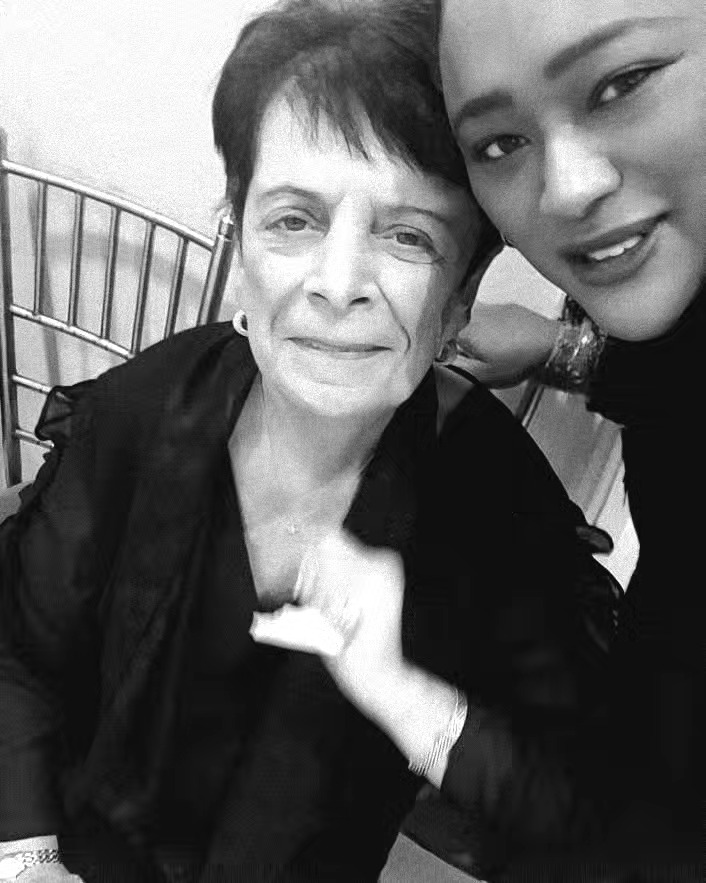 which consultant died on say yes to the dress Sad news today about passing of the iconic Judith Lerner, a beloved at @kleinfeldbridal Judith, was always so supportive of me (forever grateful) fired say yes to the dress consultants Fabric:Denim Chic Evening Wear In a Good Mood