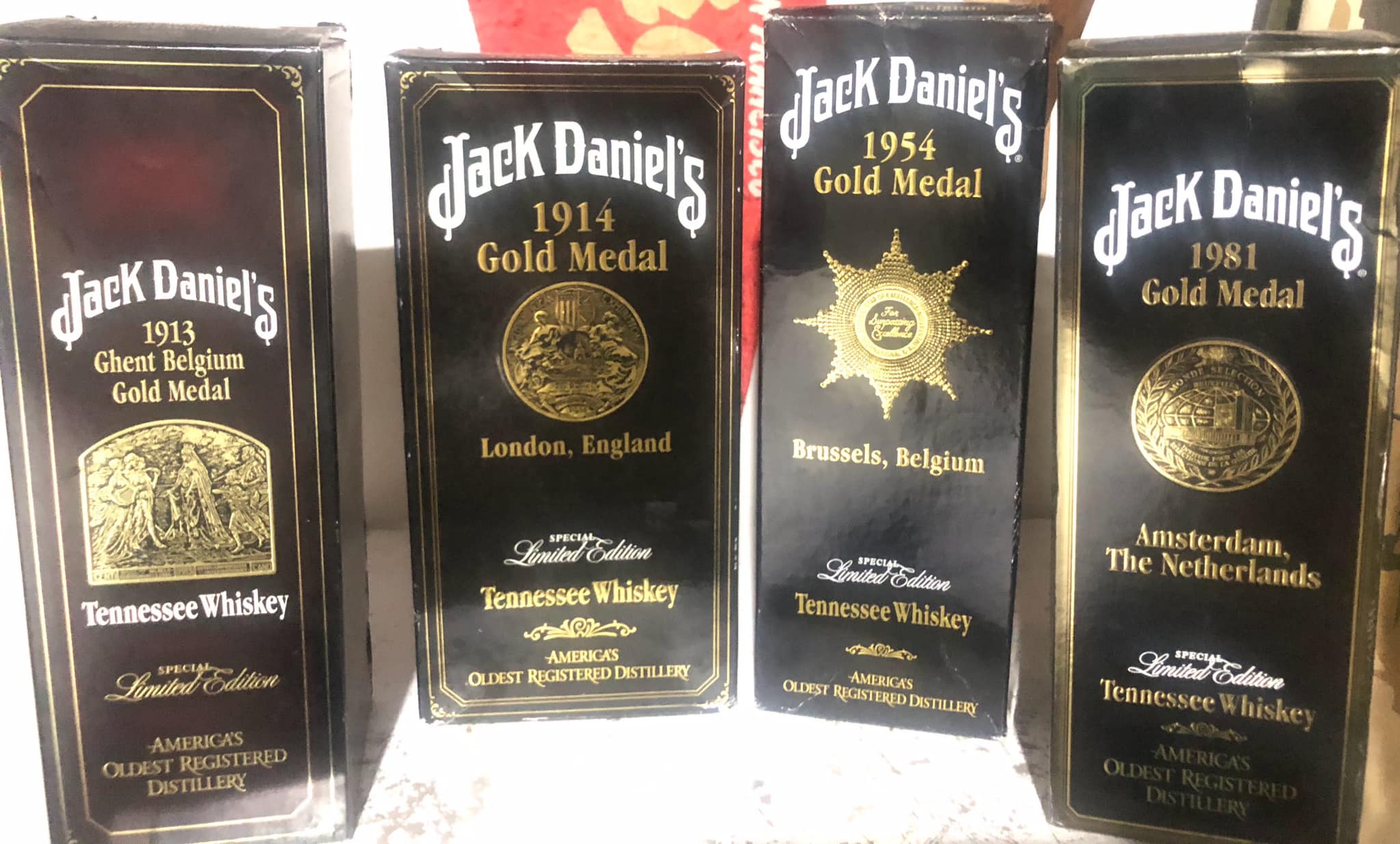 Selling 2lt of red liquor