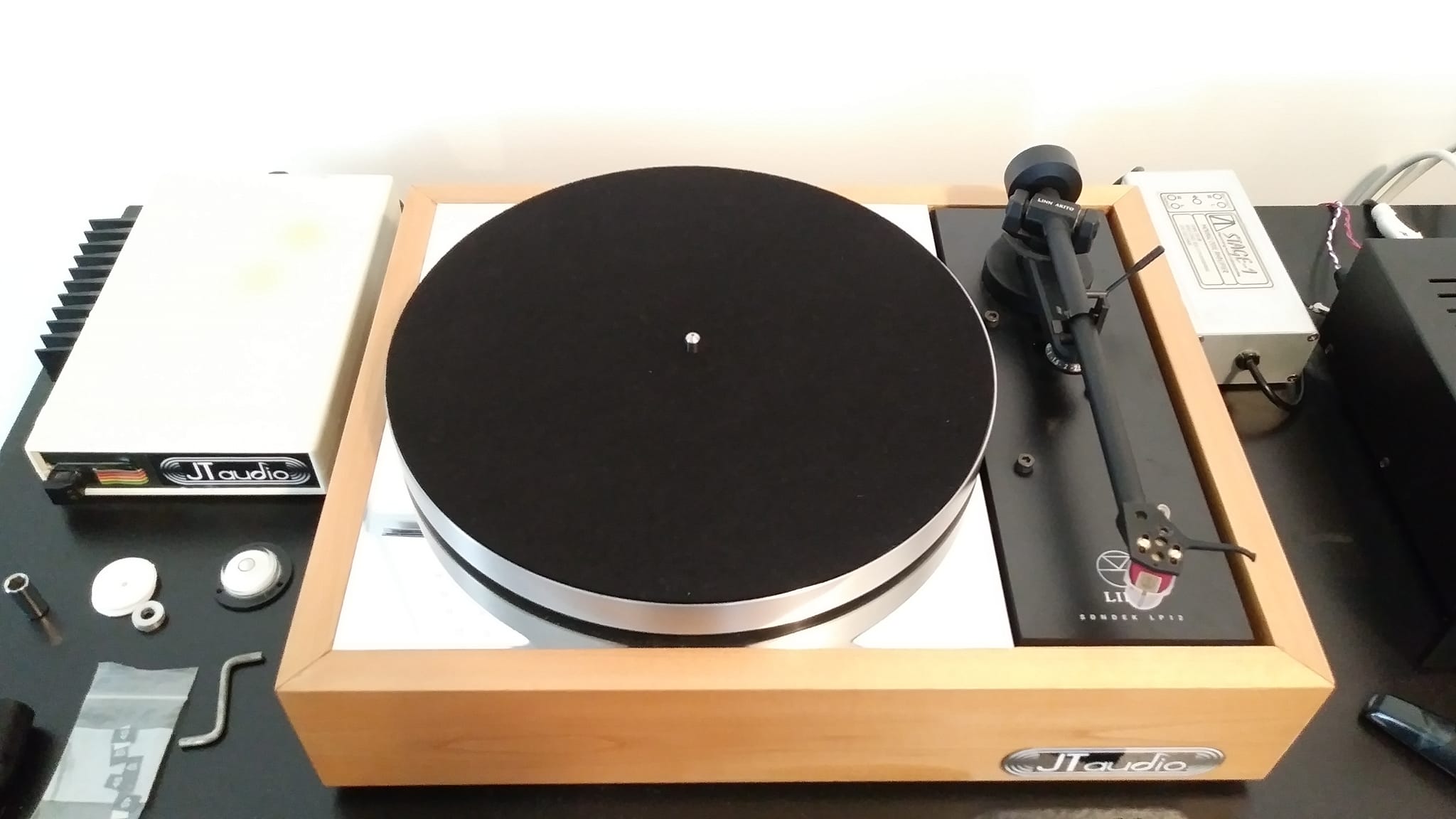 I've just put an Audio Technica AT-OC9XML cartridge on my Sansui