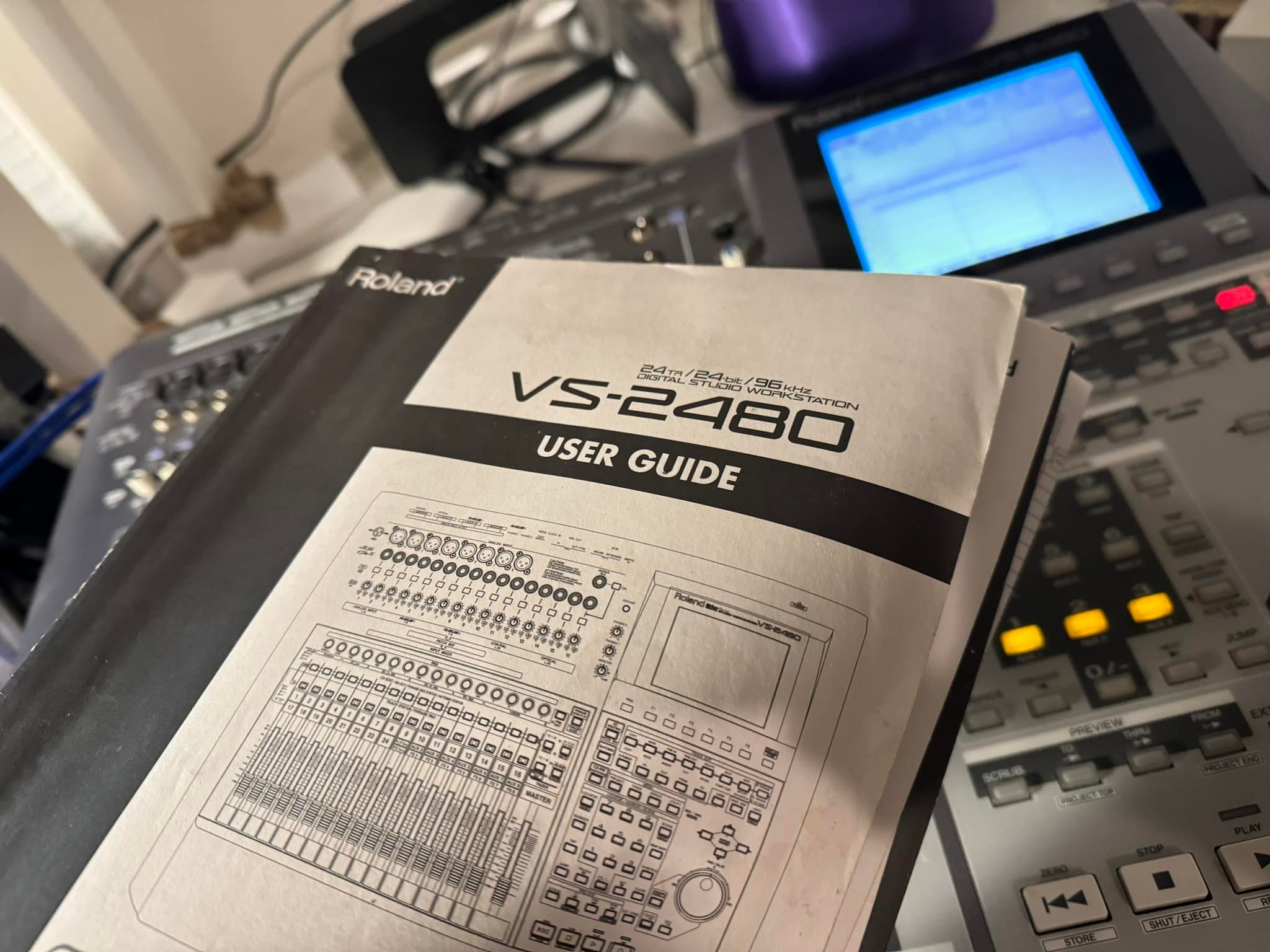 This is my VS 2480CD for sale with meter bridge