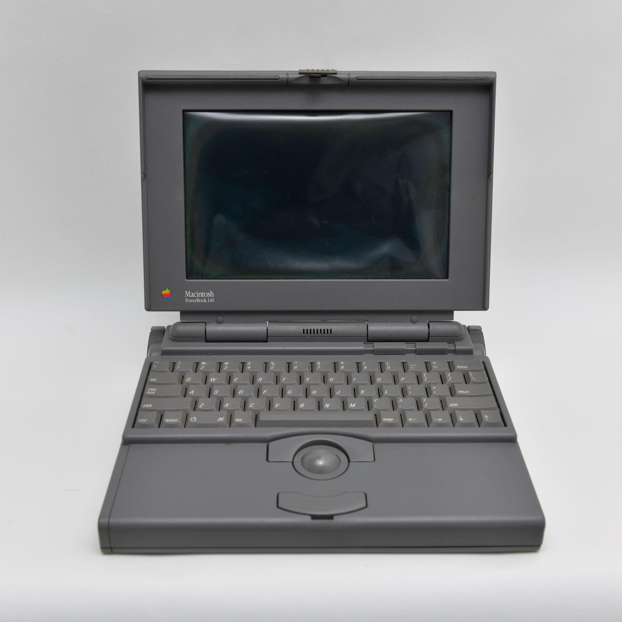 Is there a market for a 1996 Mac PowerBook 1400c/133?