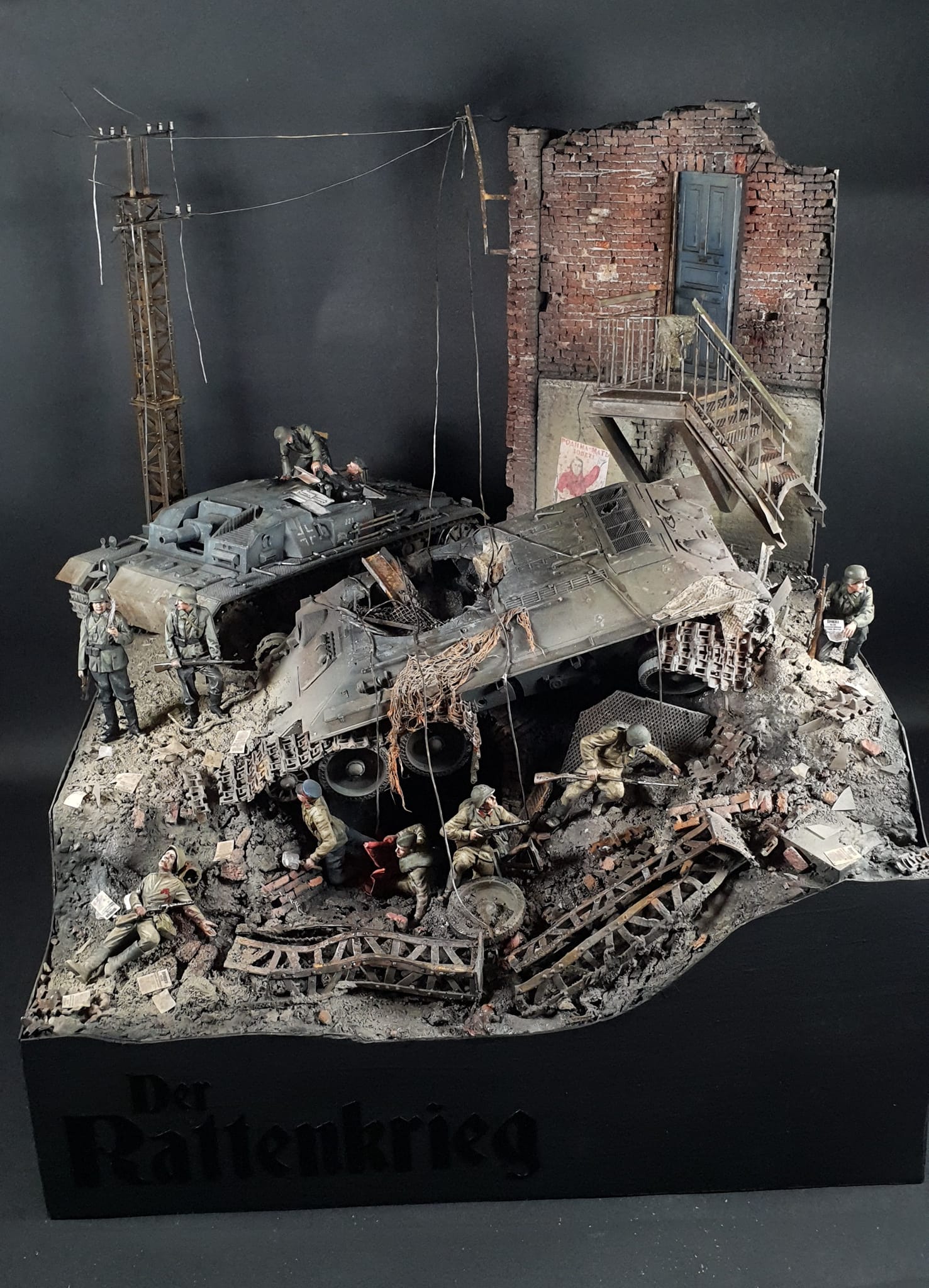 Stalingrad 1942 diorama from Tamiya model magazine