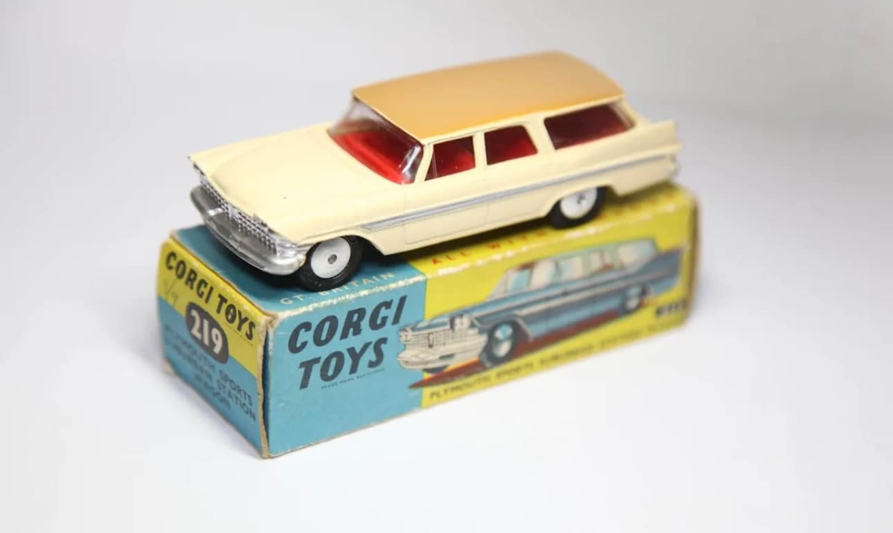 Corgi Toys Austin Mini Countryman #485 In March 1965, a month