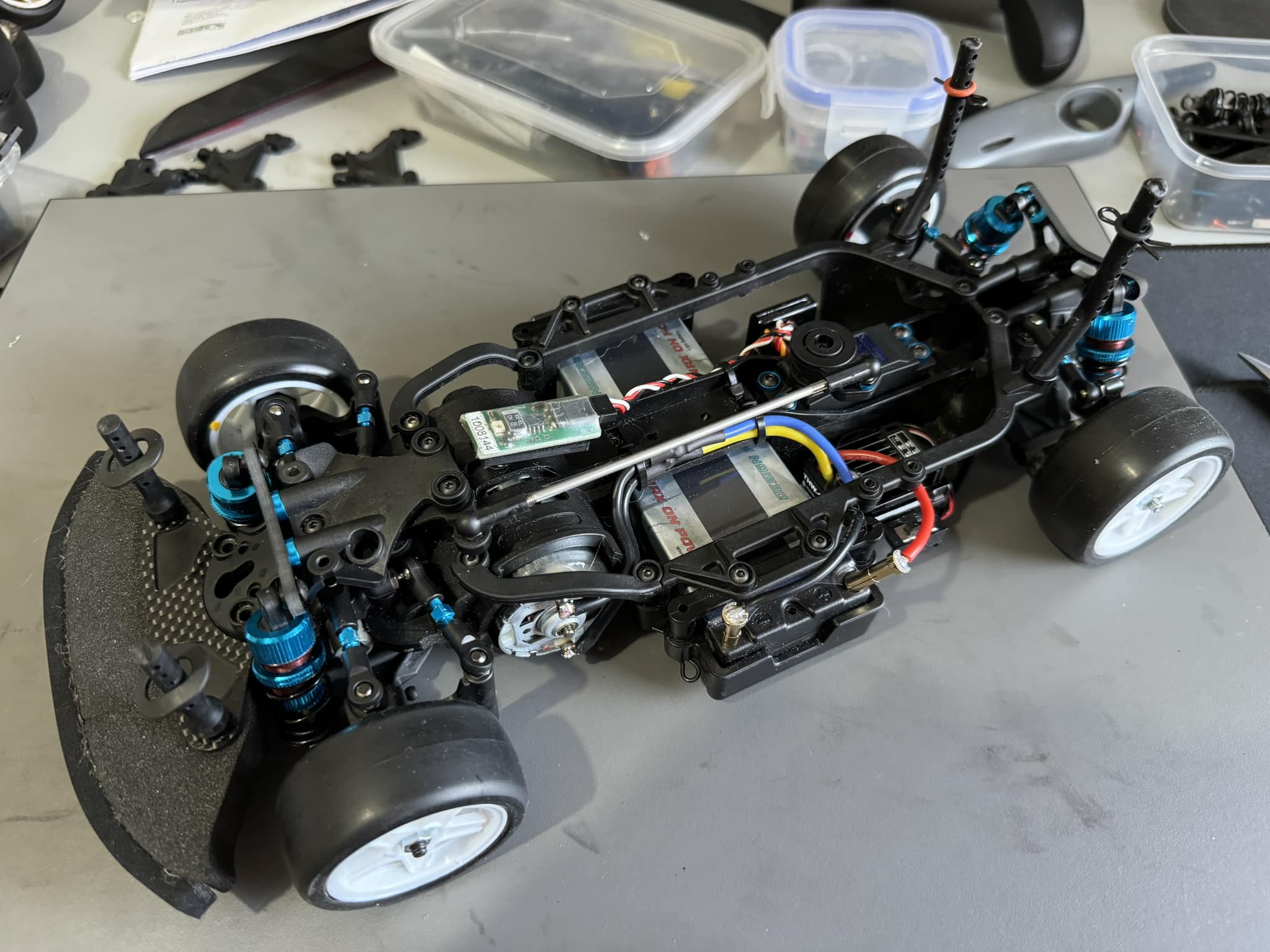 I've installed short dampers 42273 on my M07R. They come with a