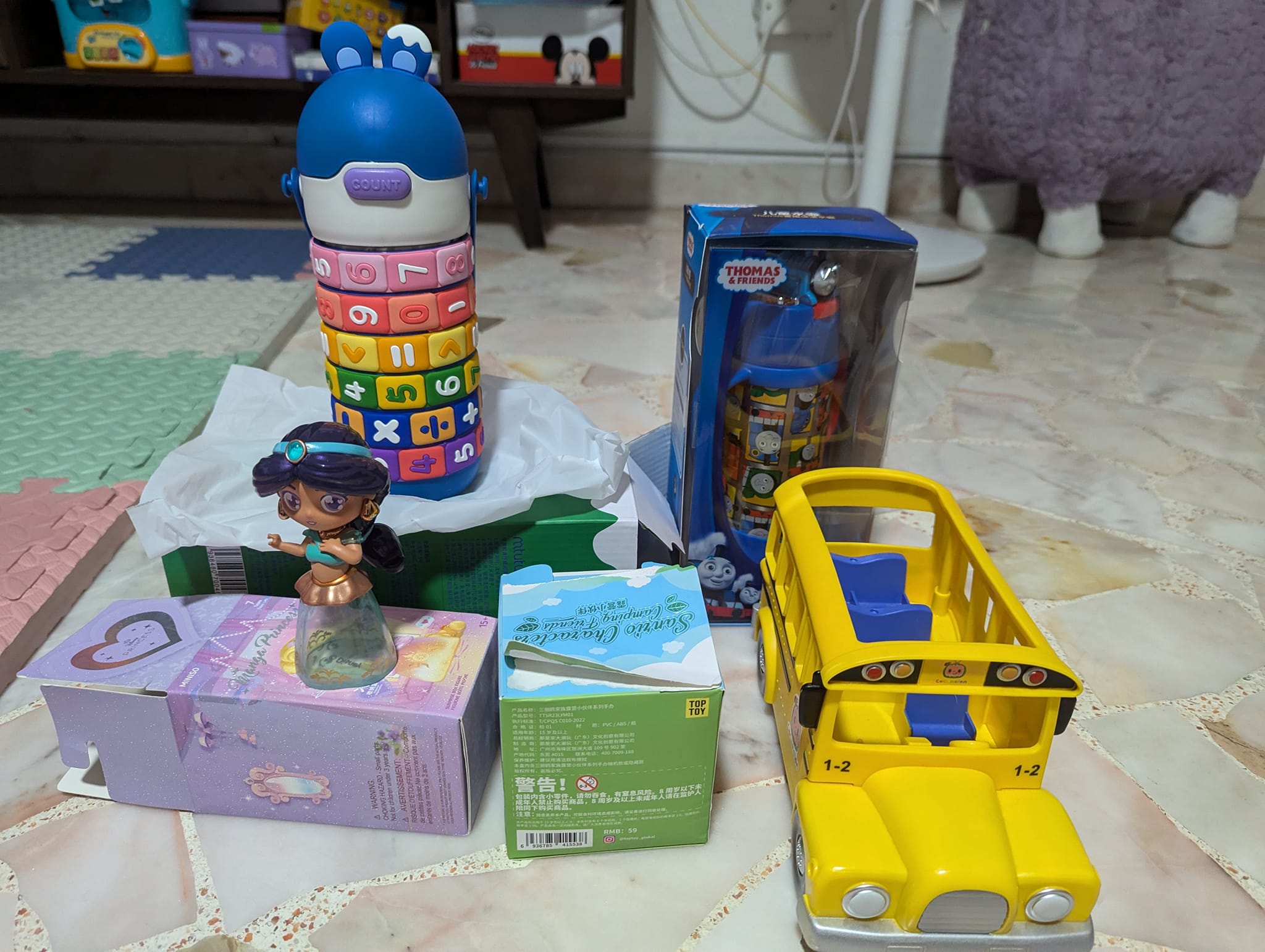 Blessing for low income families, baby toys !! All still in good