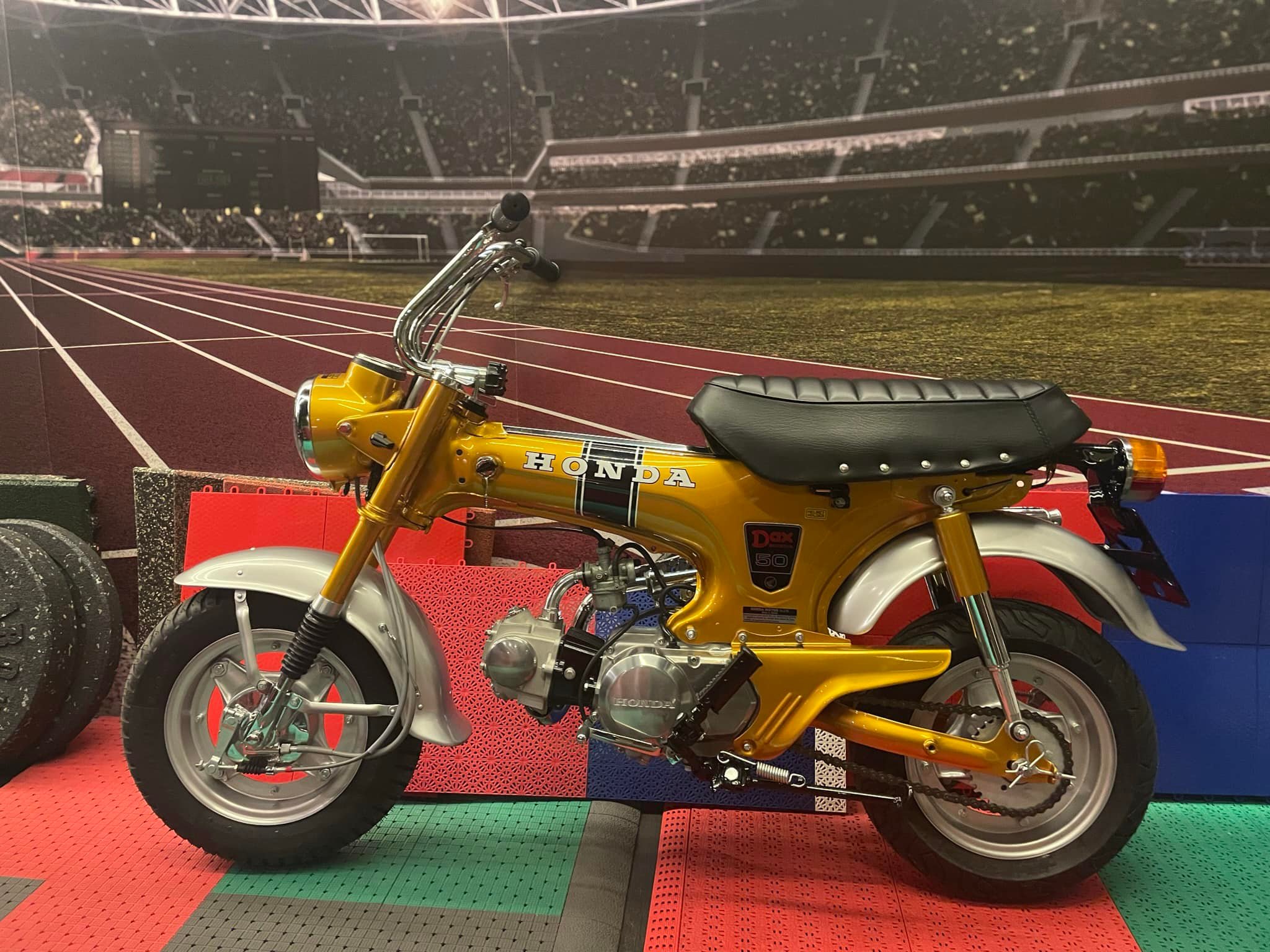 Honda Dax St50 St50g Honda Dax ST50 1977 For Sale Candy Gold 