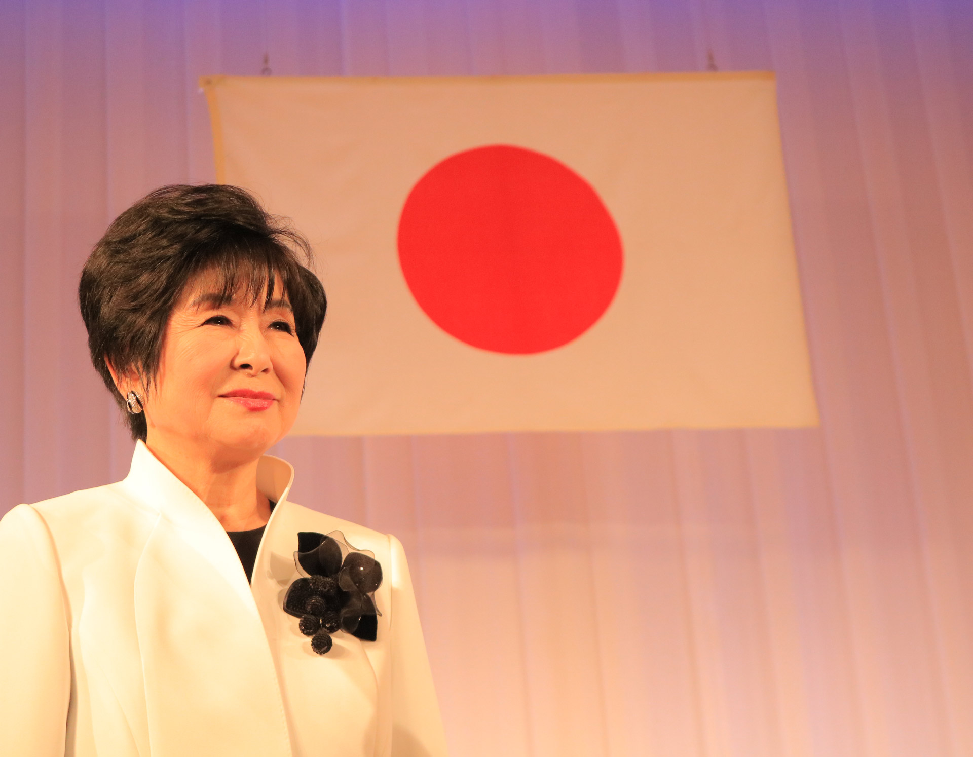 丸川珠代（まるかわたまよ） - JA世田谷青壮年部の皆様が、世田谷でとれたての旬のお野菜をお持ちくださいました。都市の農地は命を育む大地を守り ...