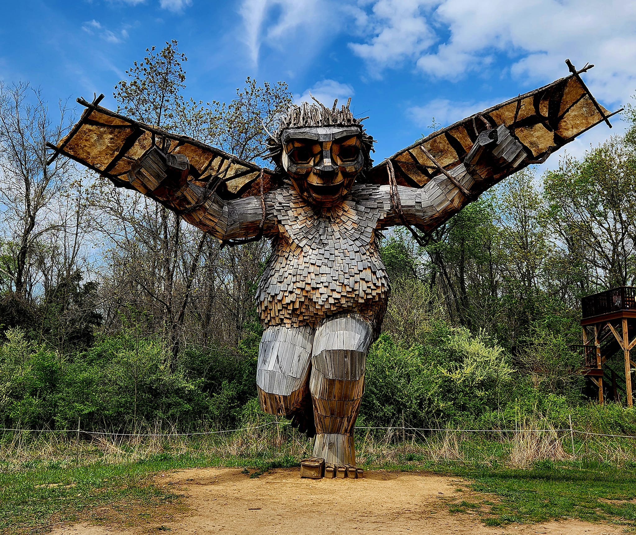 Unique art sculptures on Ohio road trip