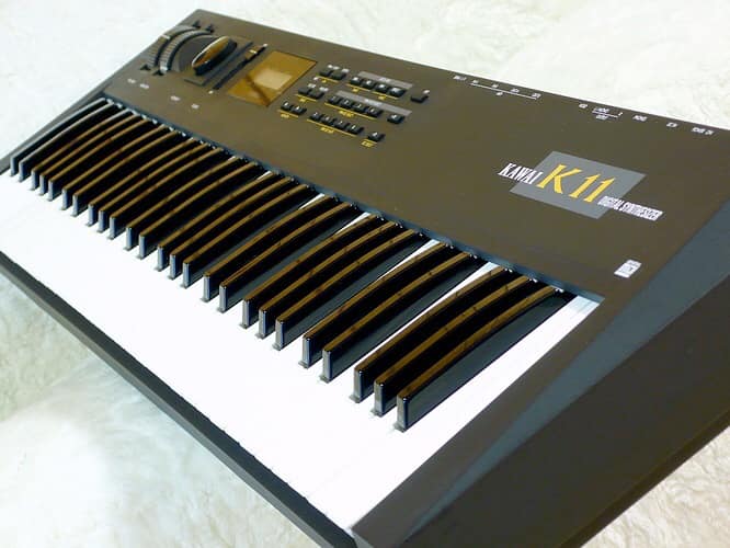Kawai K 11 very cool syntheziser